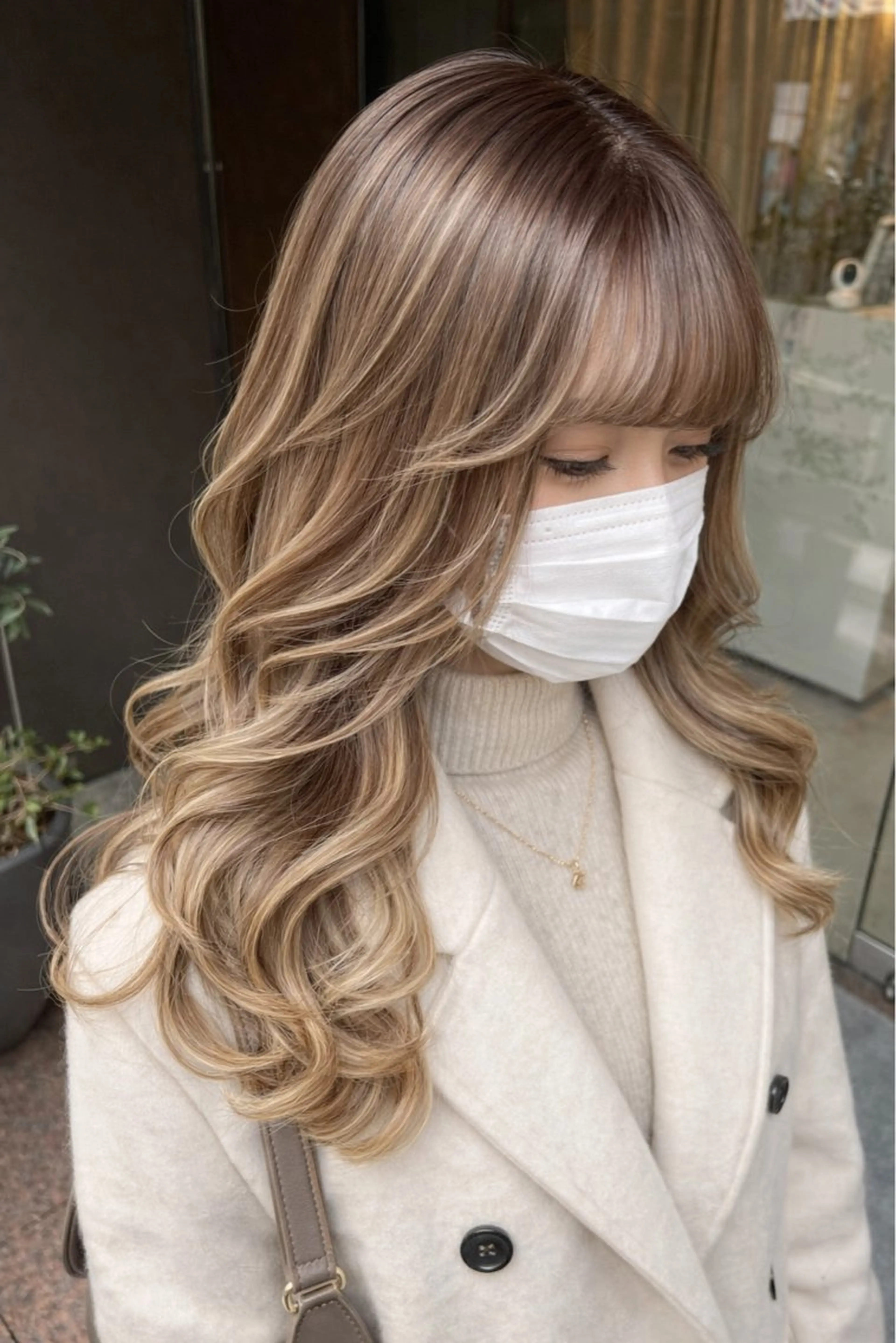 カラー 透明感のある艶髪なら 矢場町駅4番出口すぐのヘアスタイル