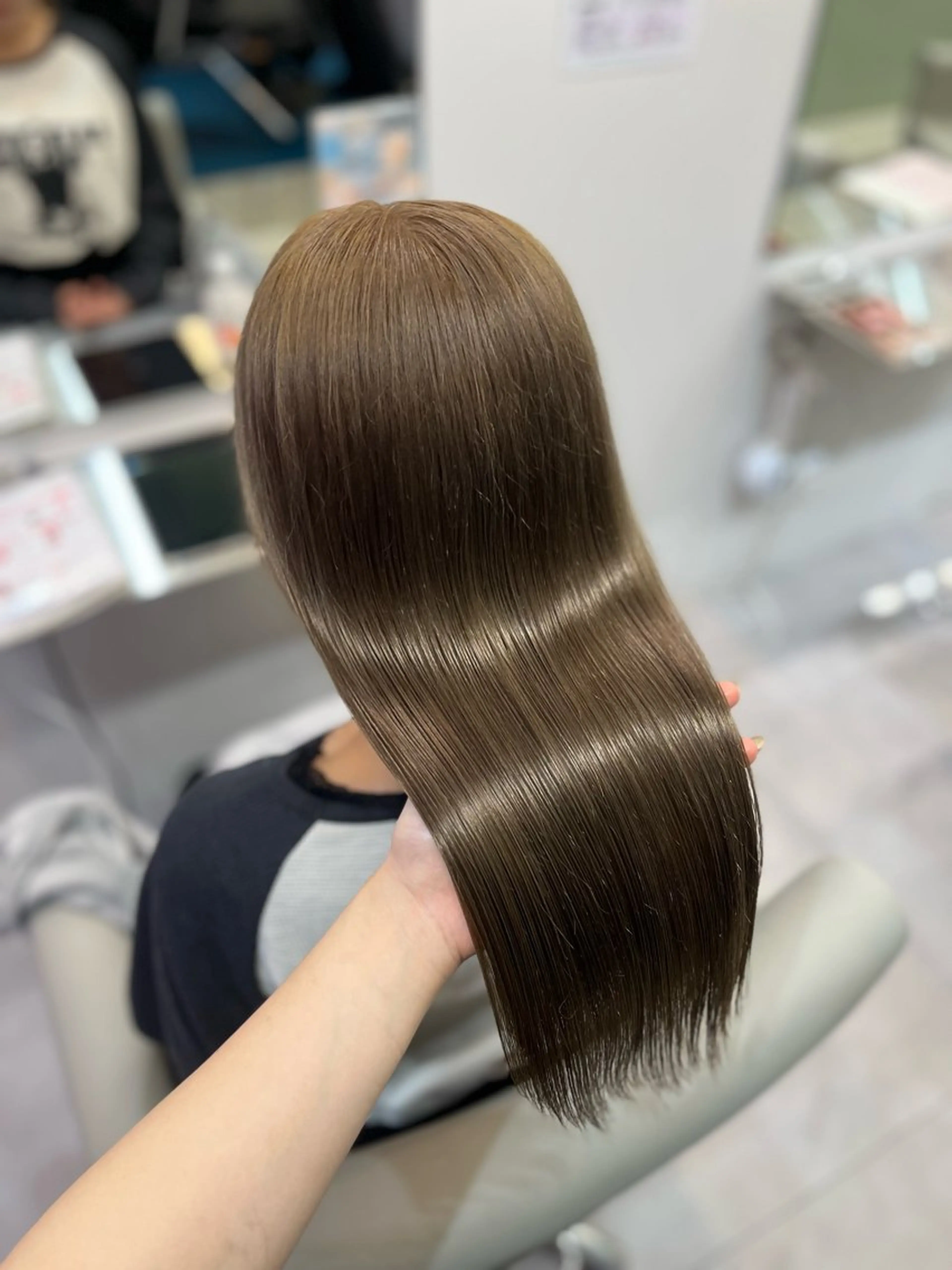 トリートメント amane໒꒱うる艶 ブリーチ透明感カラーのヘアスタイル