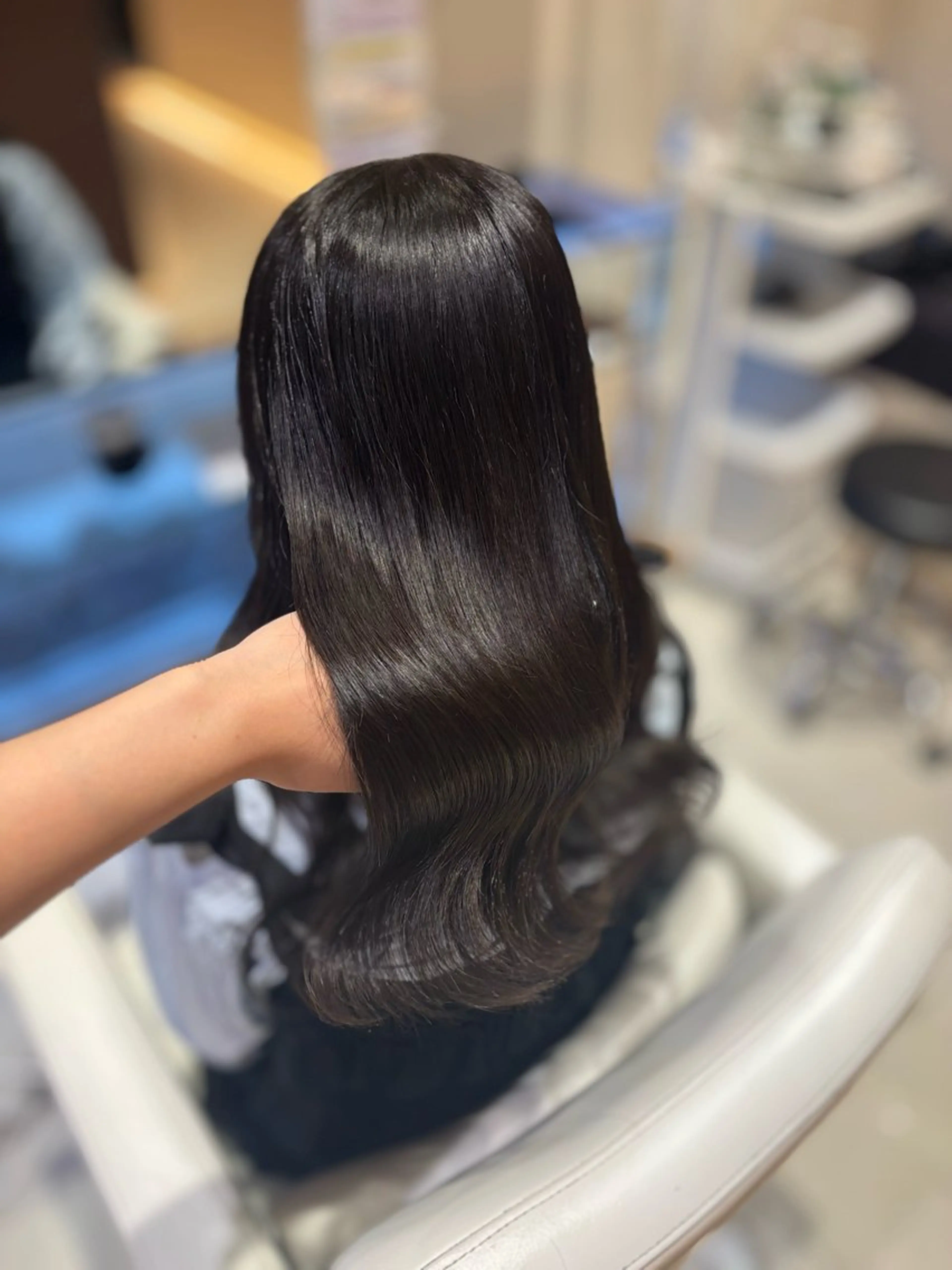 ロング カラー ブリーチ ブラウンカラー 透明感カラー ココアブラウン ダブルカラー ヘアカラー GOTTOFLOW所属・小玉 結菜のヘアスタイル