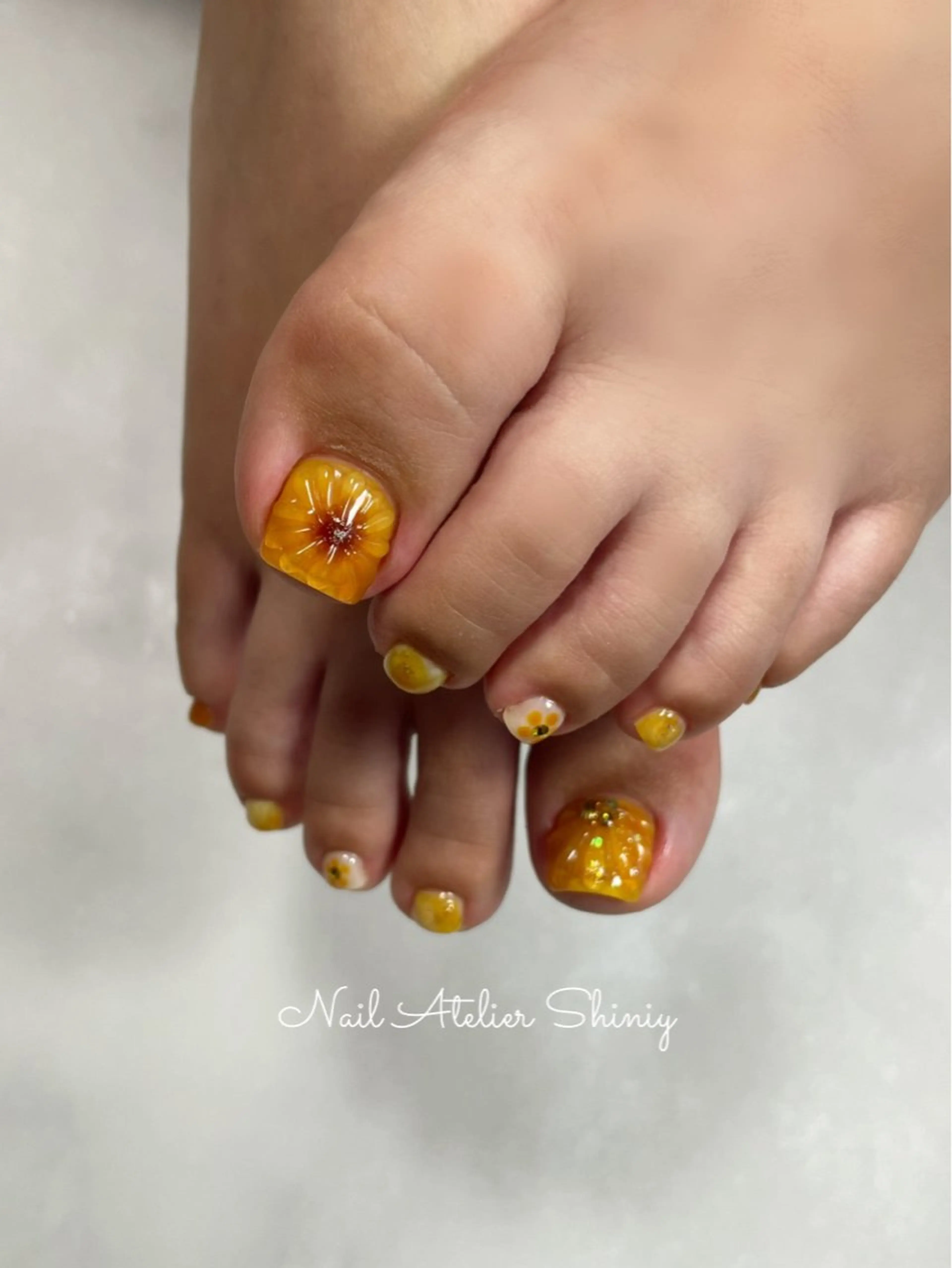 ネイル アートネイル 持ち込み ワンホンネイル フットネイル ネイル＆脱毛サロン ユイカのネイルデザイン