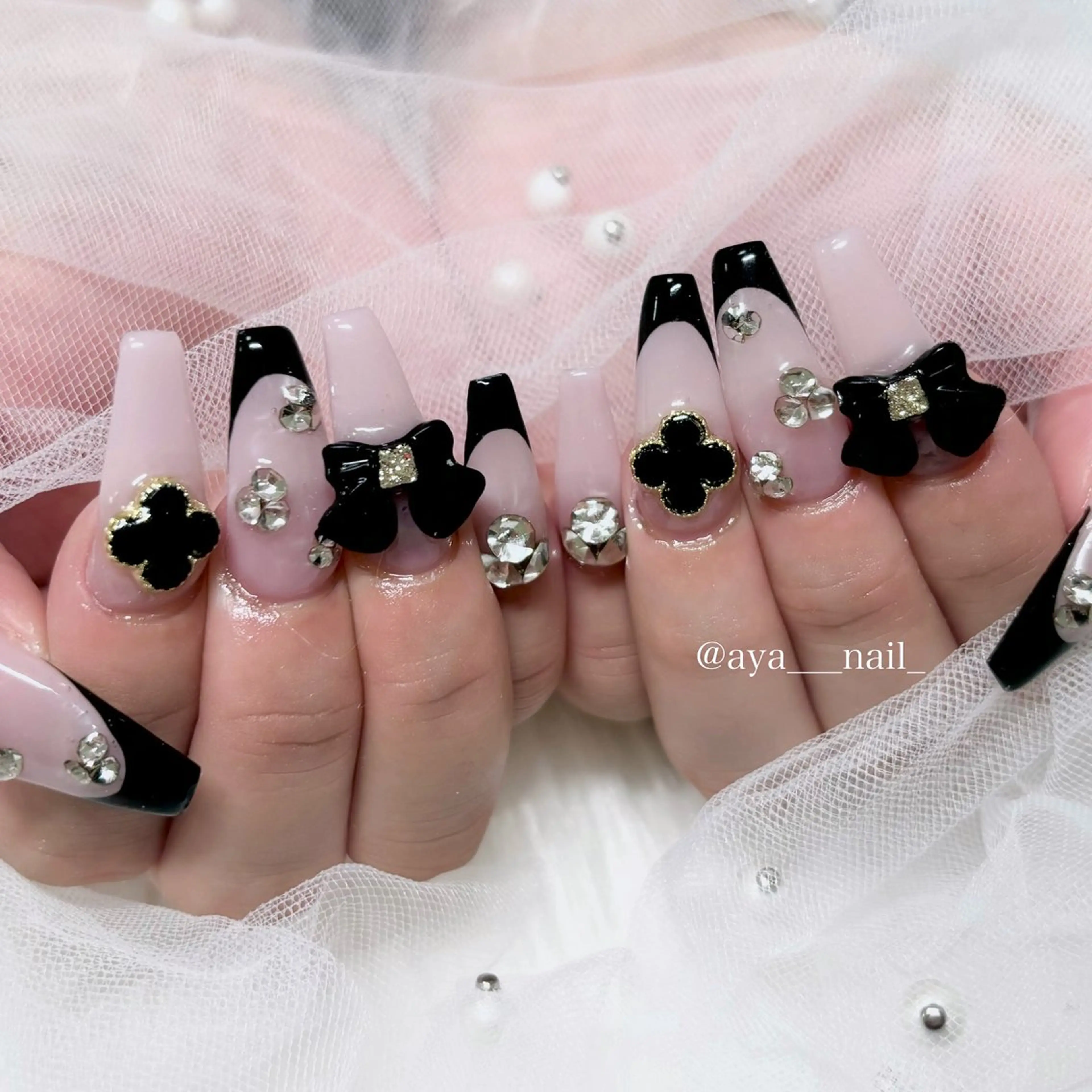 ネイル Roi〈ロワ〉 ayanaのネイルデザイン