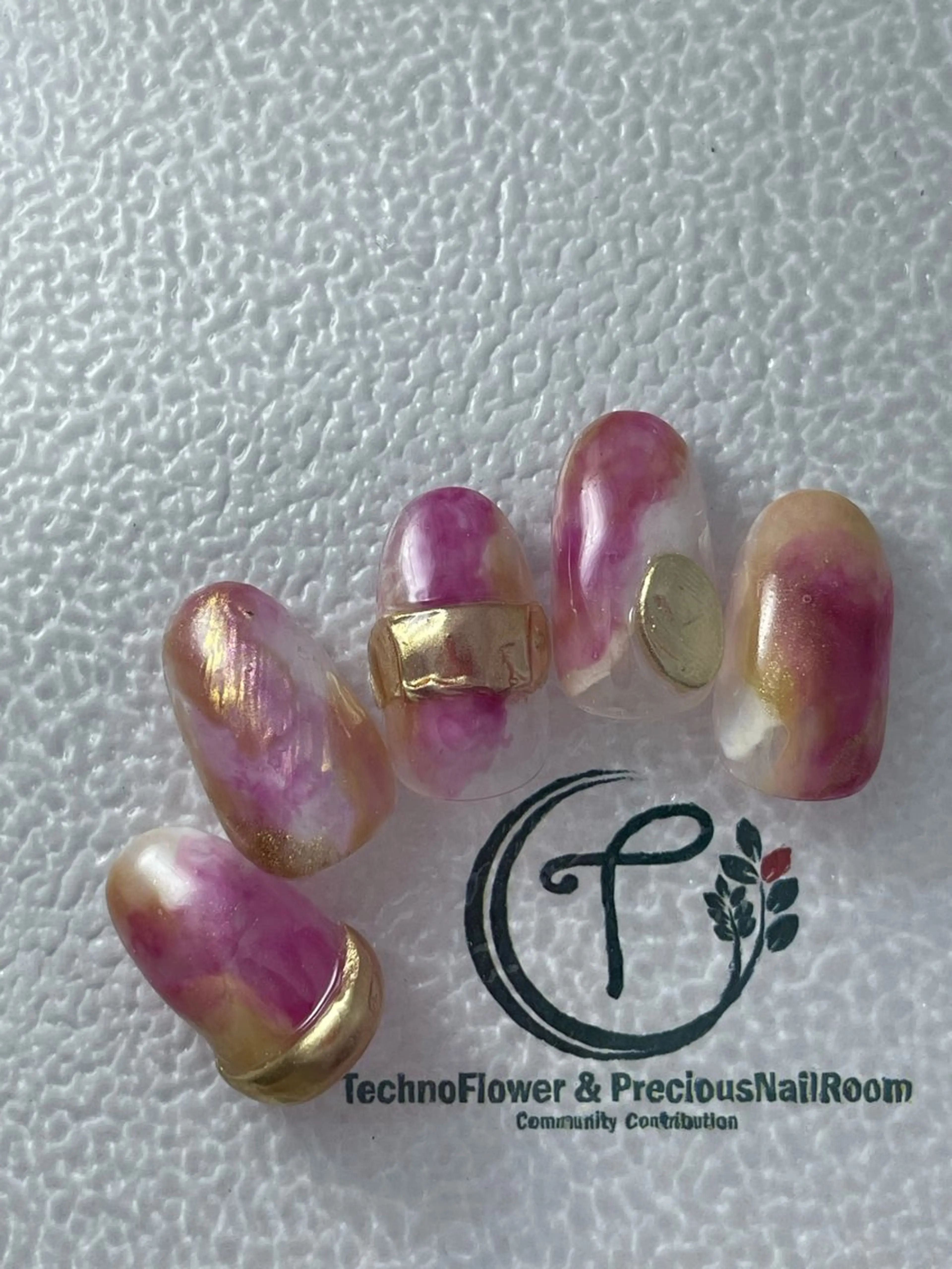 ネイル フラワーネイル precious nail room所属・precious nail  roomのネイルデザイン