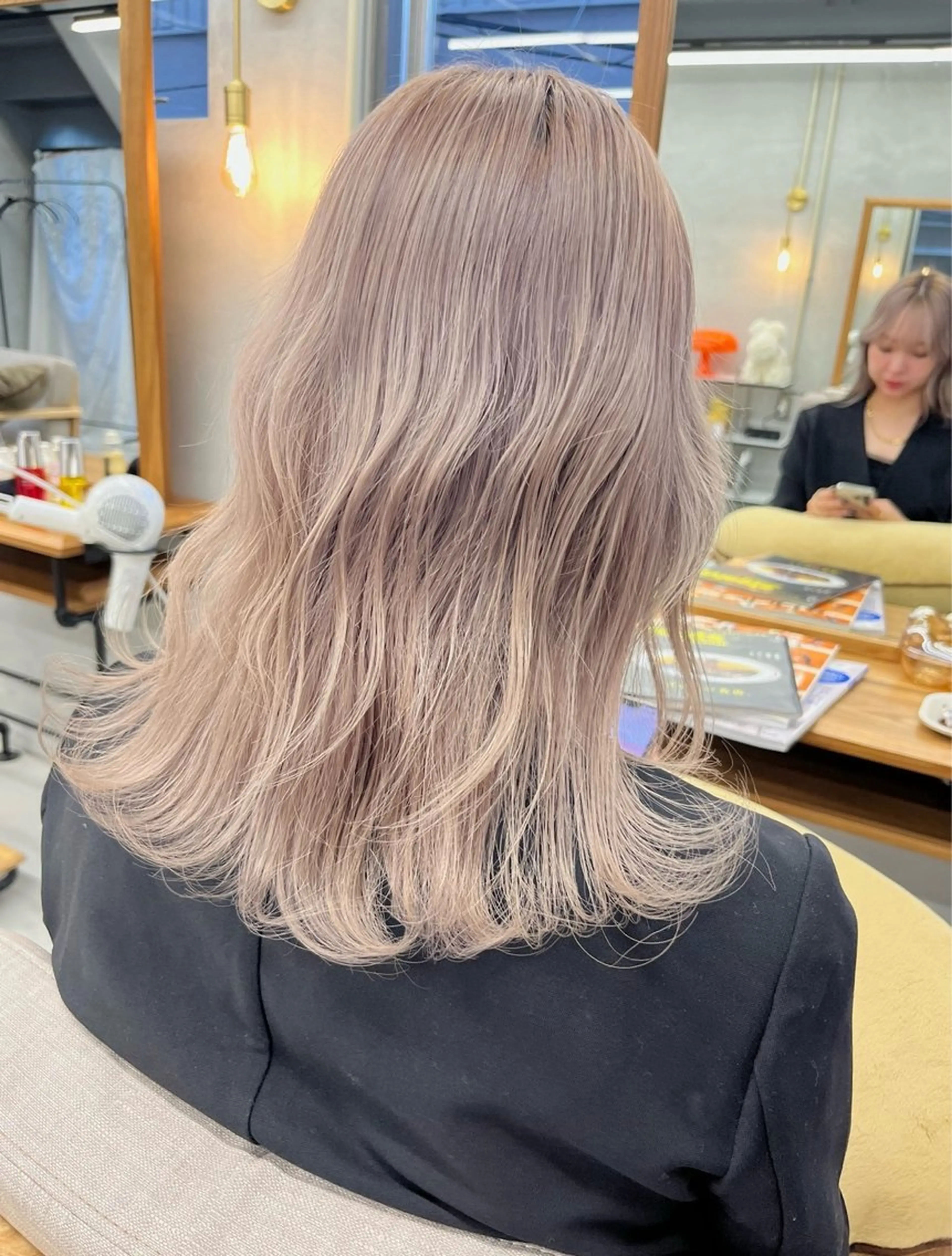 セミロング ゆいな / 大阪美容室のヘアスタイル