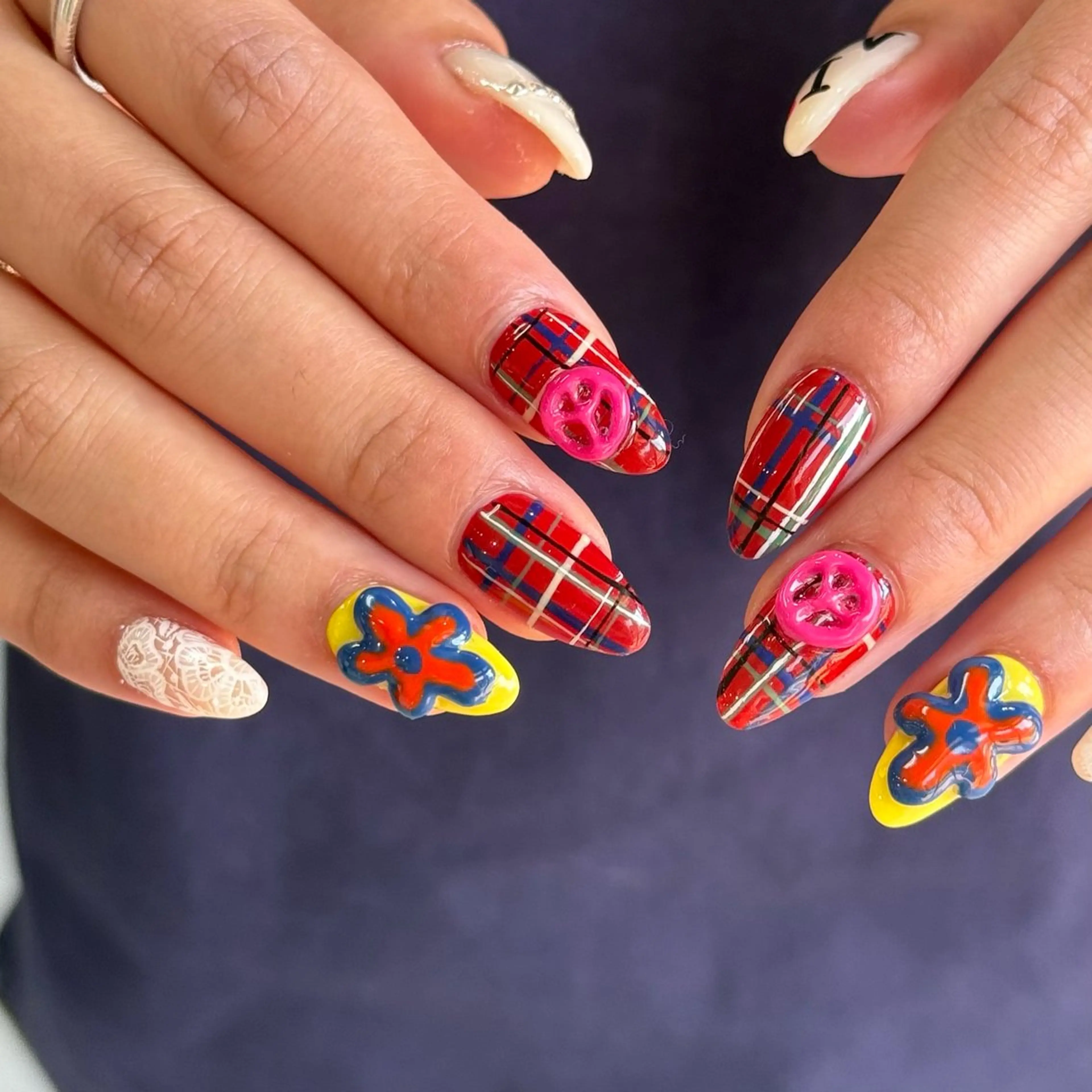 ネイル 持ち込み ハンドネイル HARUKA ネイリスト福岡/薬院のネイルデザイン