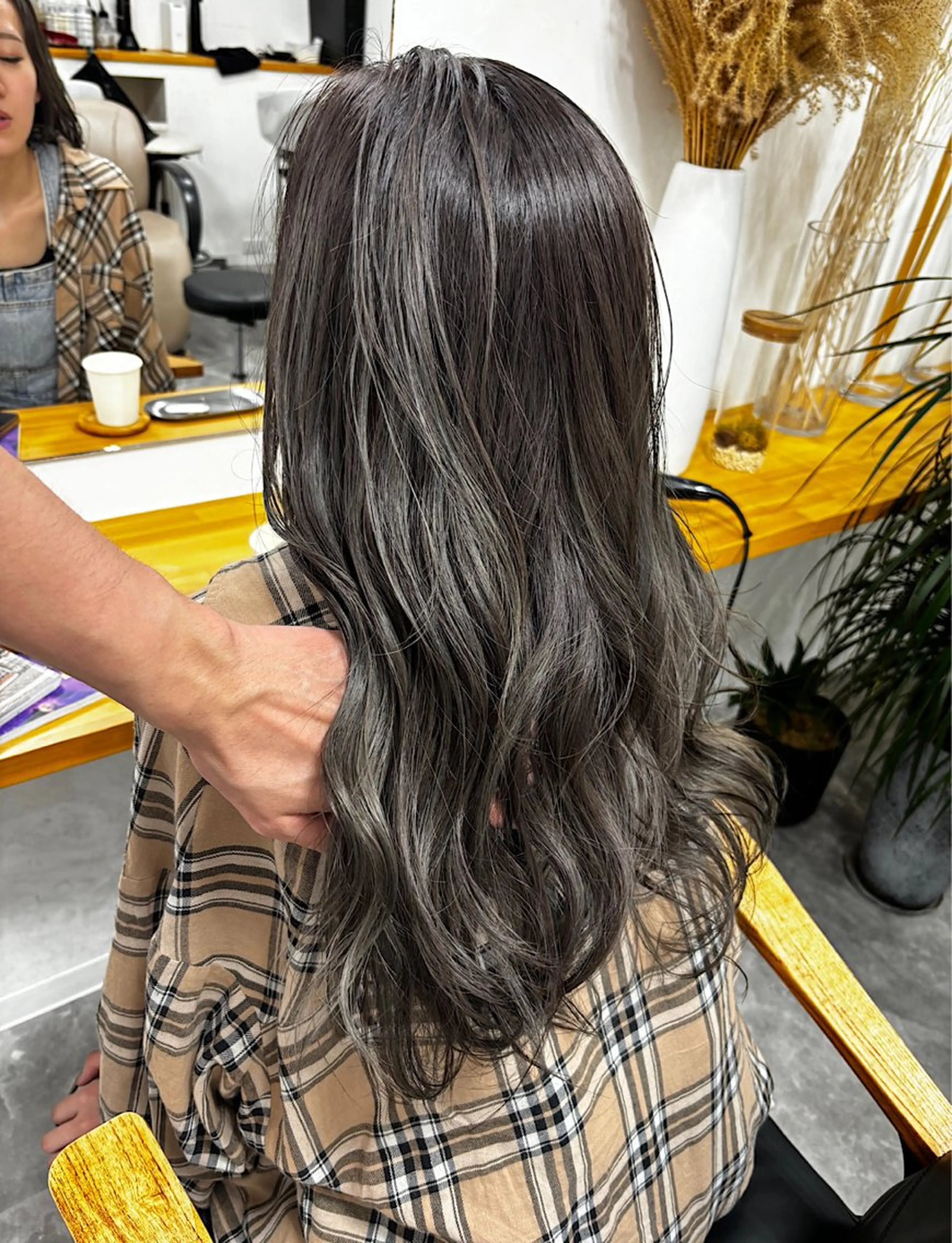 ロング カラー カット ヘアカラー トリートメント hoNua. 栄/透明感カラーのヘアスタイル