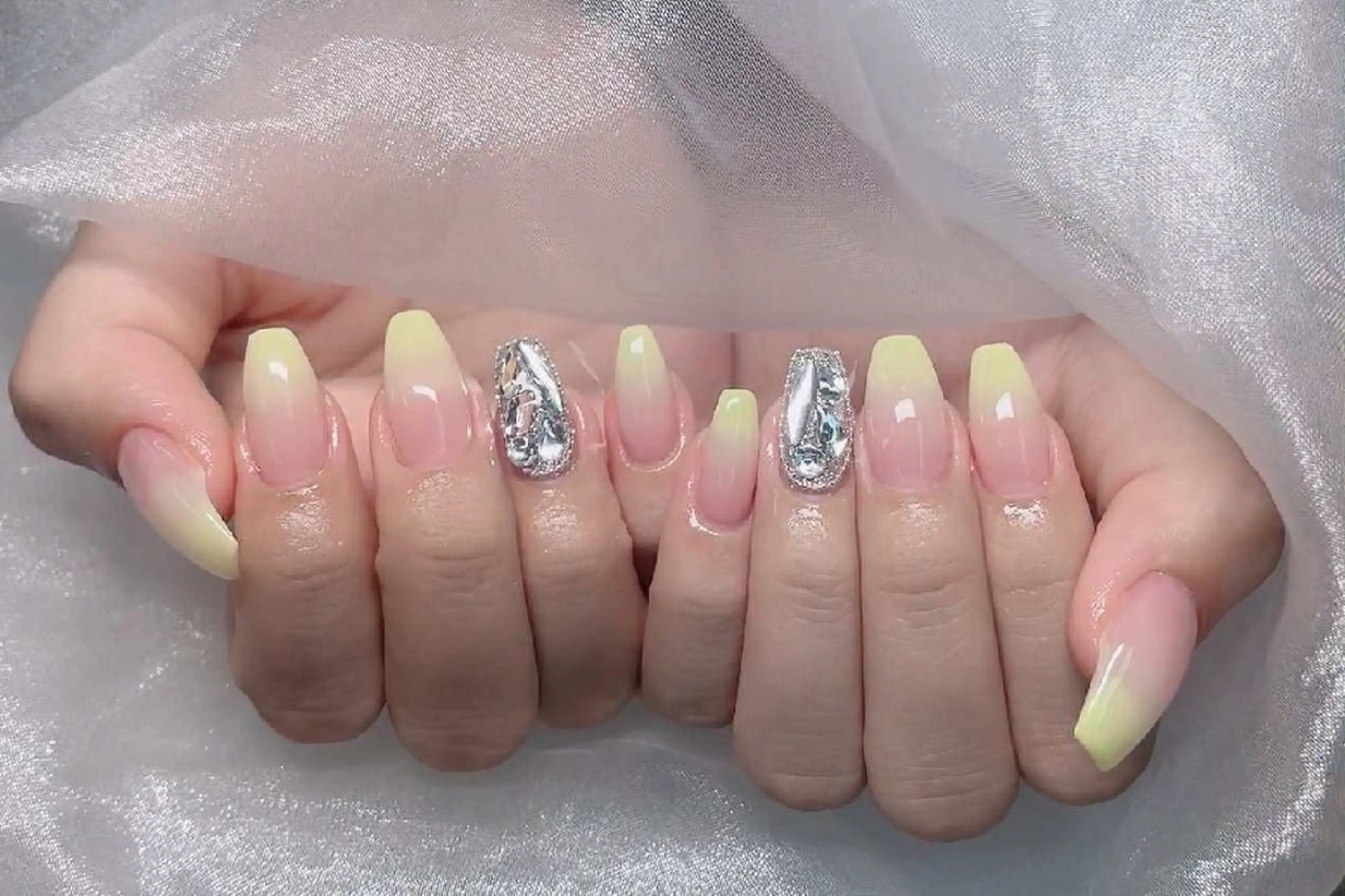 ネイル ハンドネイル ハンドケア Miyu.nail まりんのネイルデザイン
