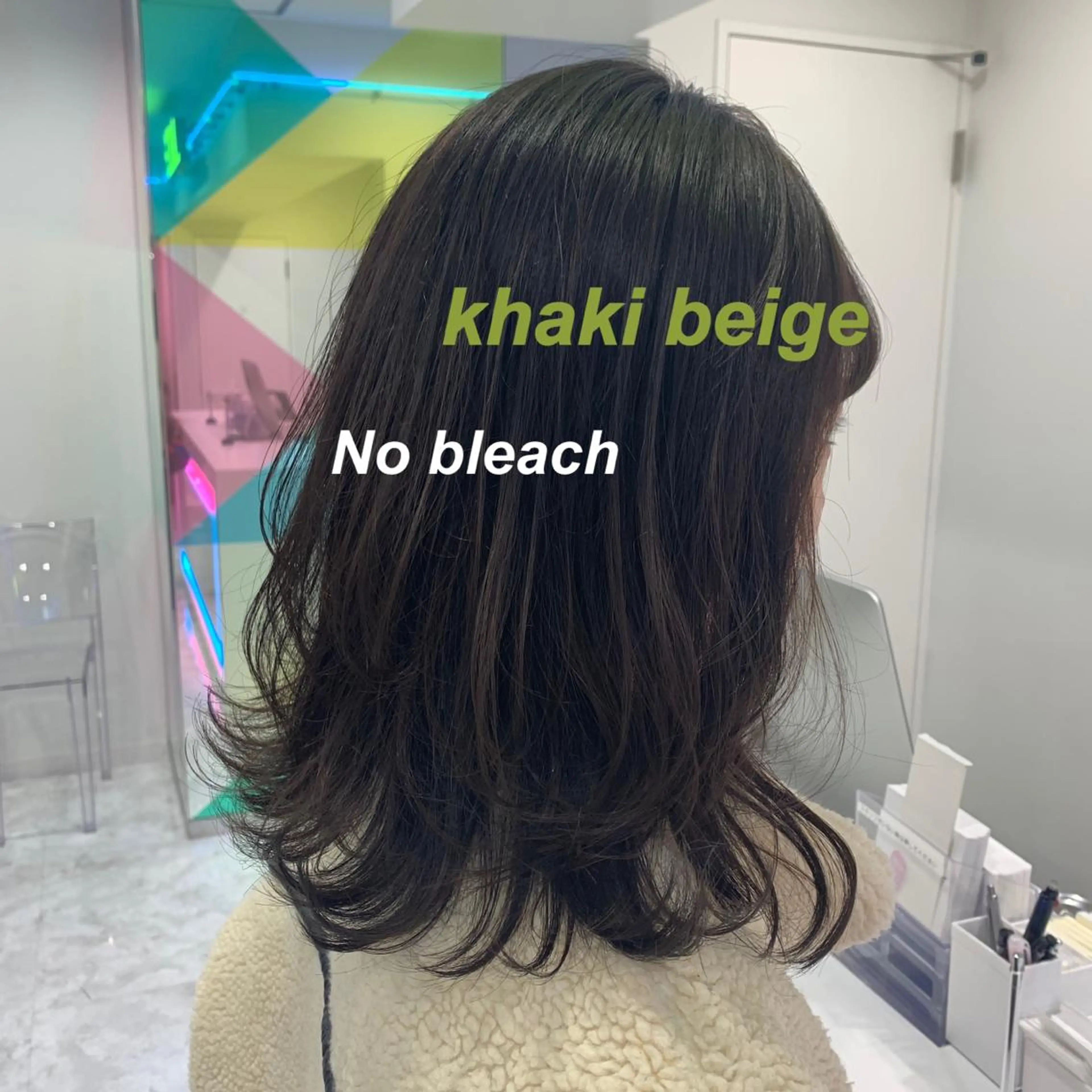 ミディアム カラー ヘアアレンジ ベージュカラー ブリーチ ブリーチなしカラー オリーブベージュ GO TODAY SHAiRE SALON  原宿verno店所属・完全💗マンツーマン marinのヘアスタイル