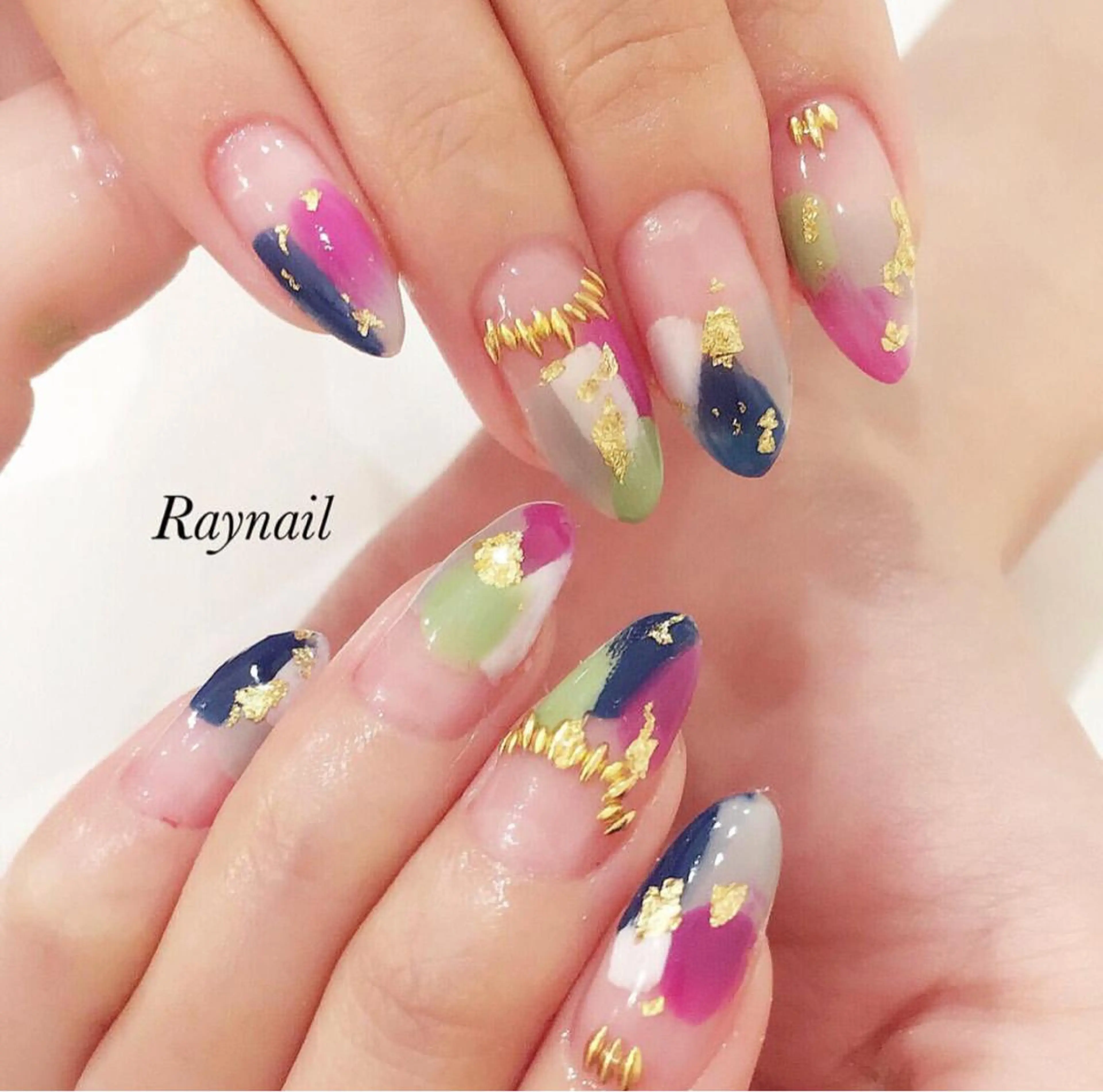 ネイル nailstudio ′ecole所属・nailstudio ′ecoleのネイルデザイン