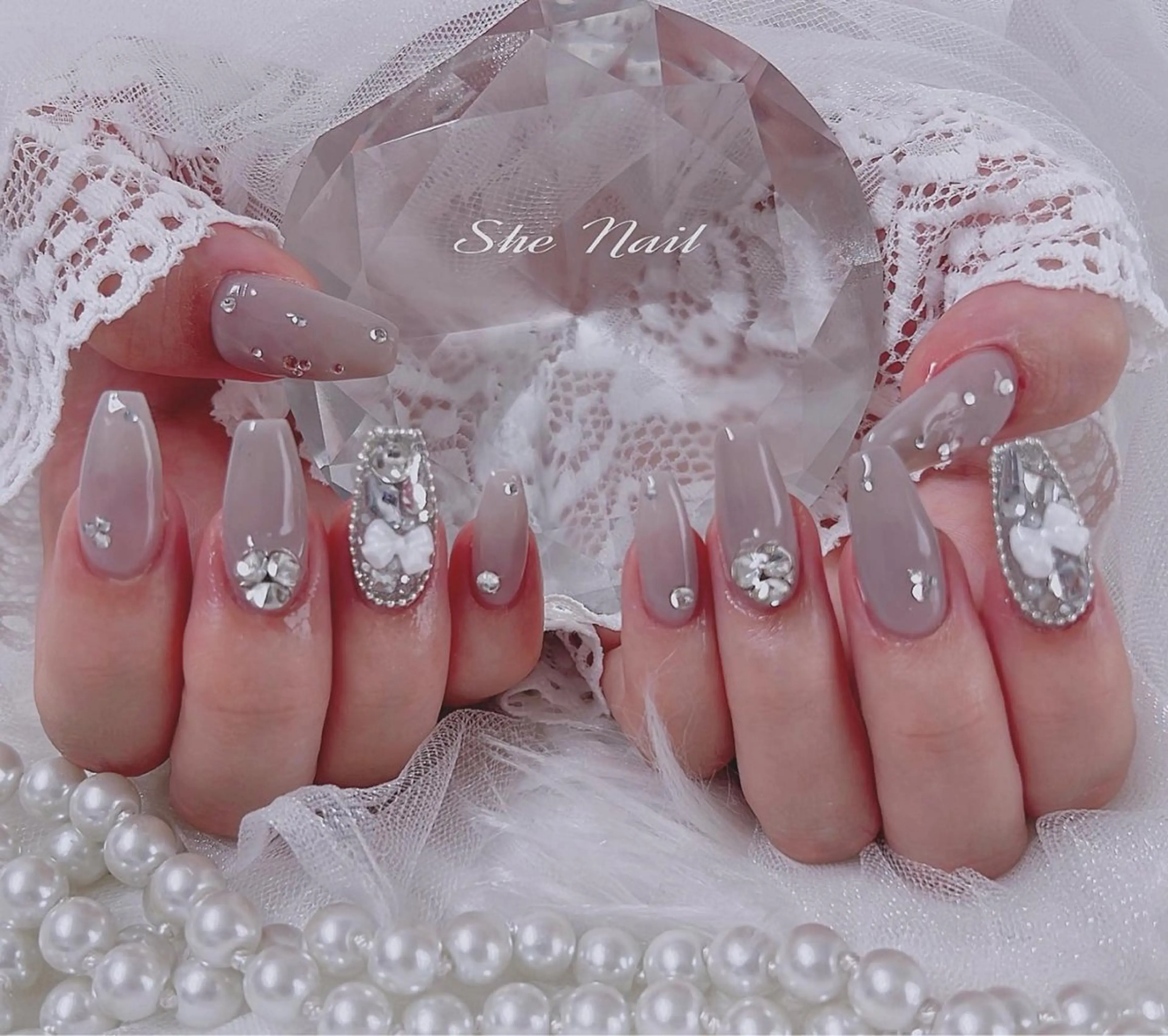 ネイル オーロラネイル チークネイル 長さ出し フレンチネイル マグネットネイル ハンドネイル She   Nail所属・ISA_ BELLAのネイルデザイン