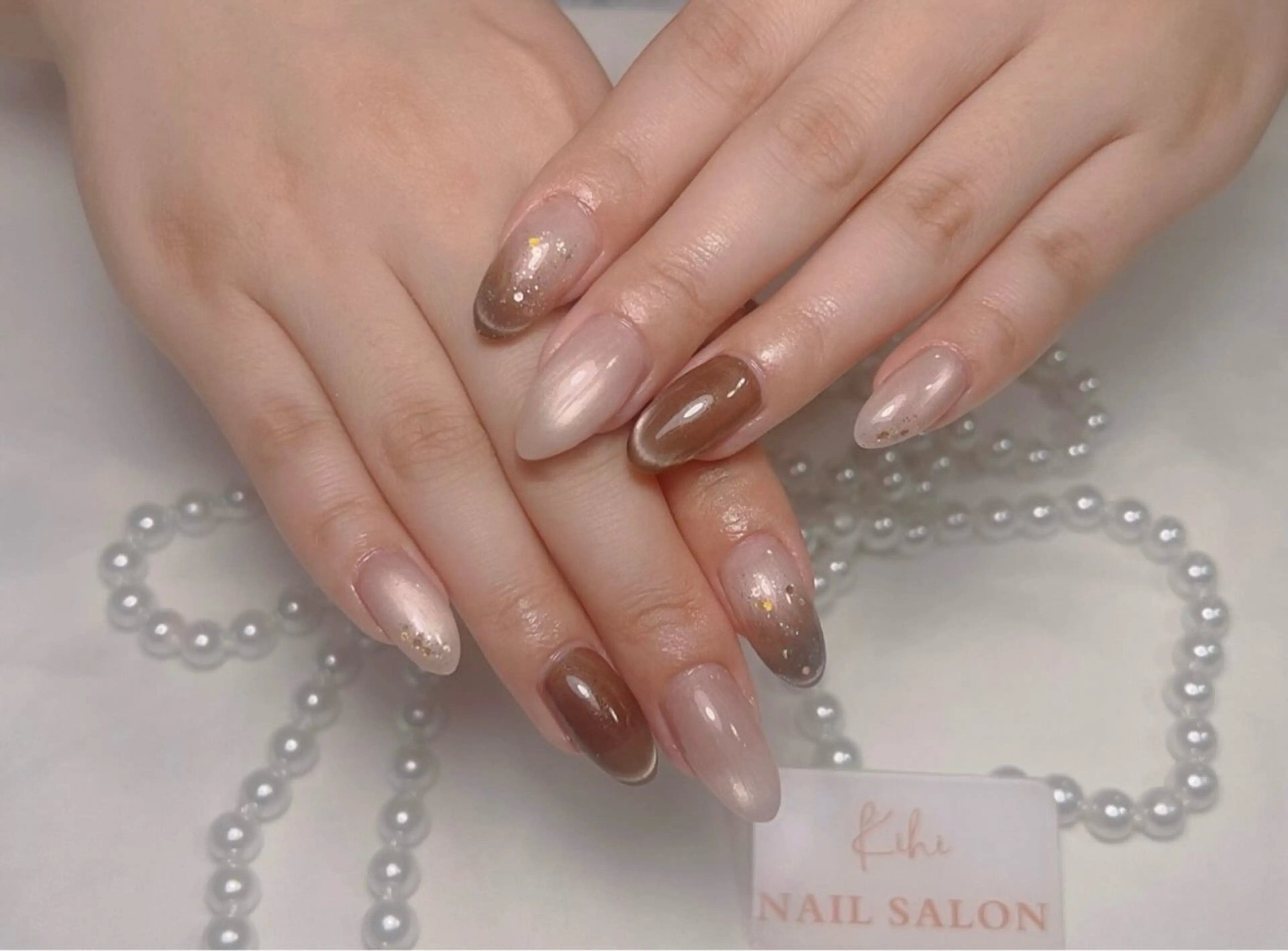 ネイル フレンチネイル ジェルネイル グラデーション キラキラネイル 韓国ネイル 清水 ユナのネイルデザイン