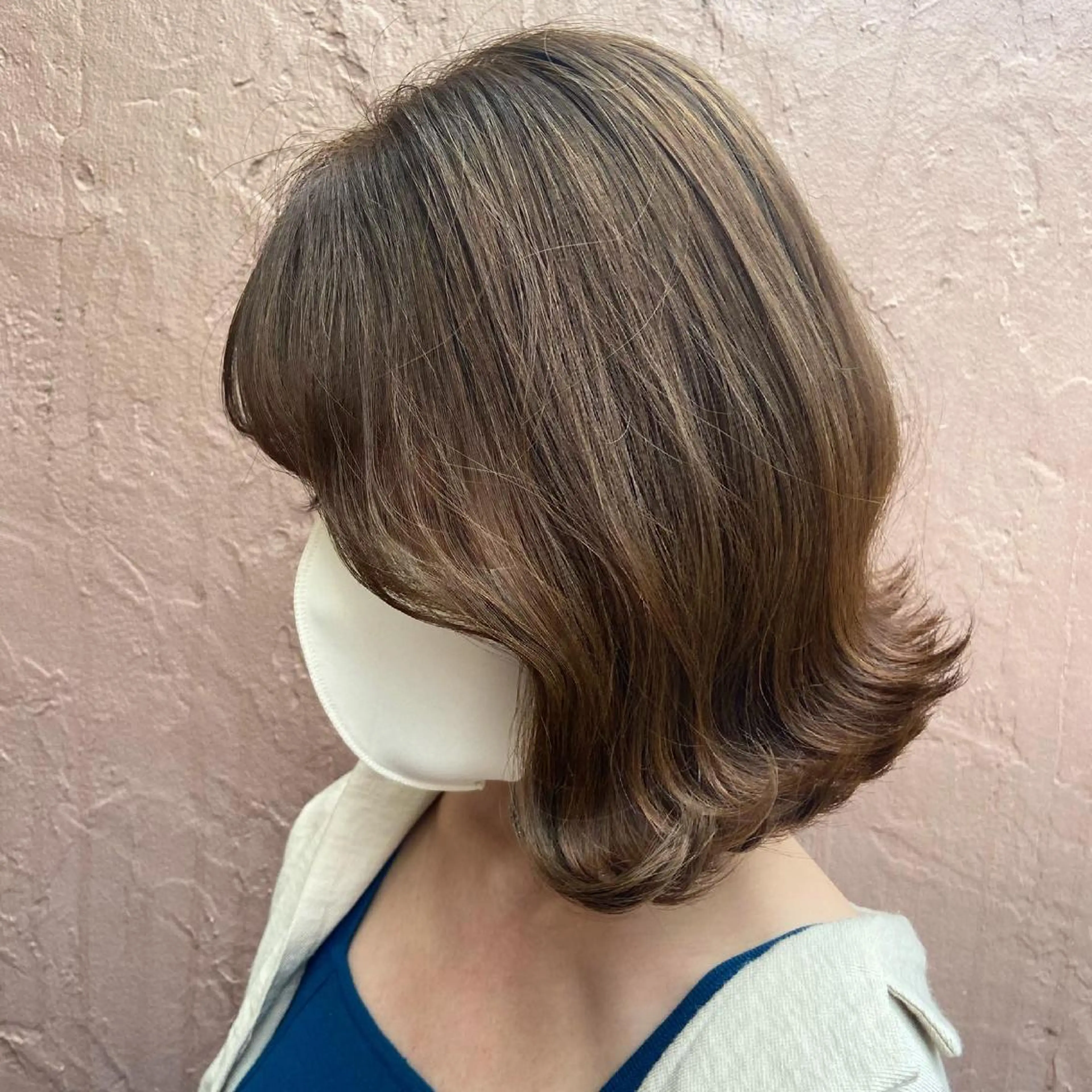 ショート カラー ベージュカラー ミルクティーベージュ カット ヘアカラー トリートメント natsumi / N°ariaのヘアスタイル