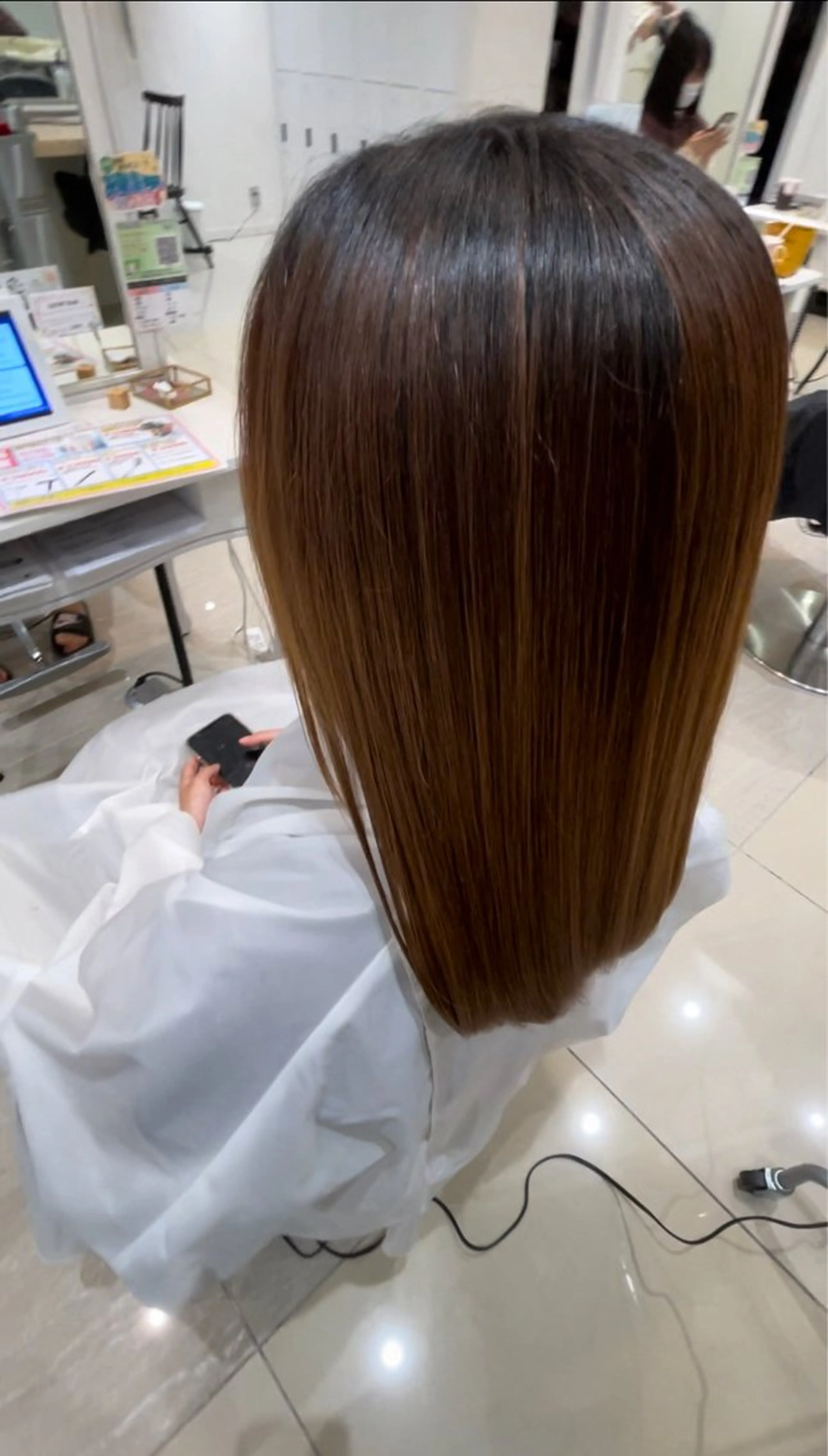 ロング レイヤー×ハイライト 🌷RINA🌷のヘアスタイル