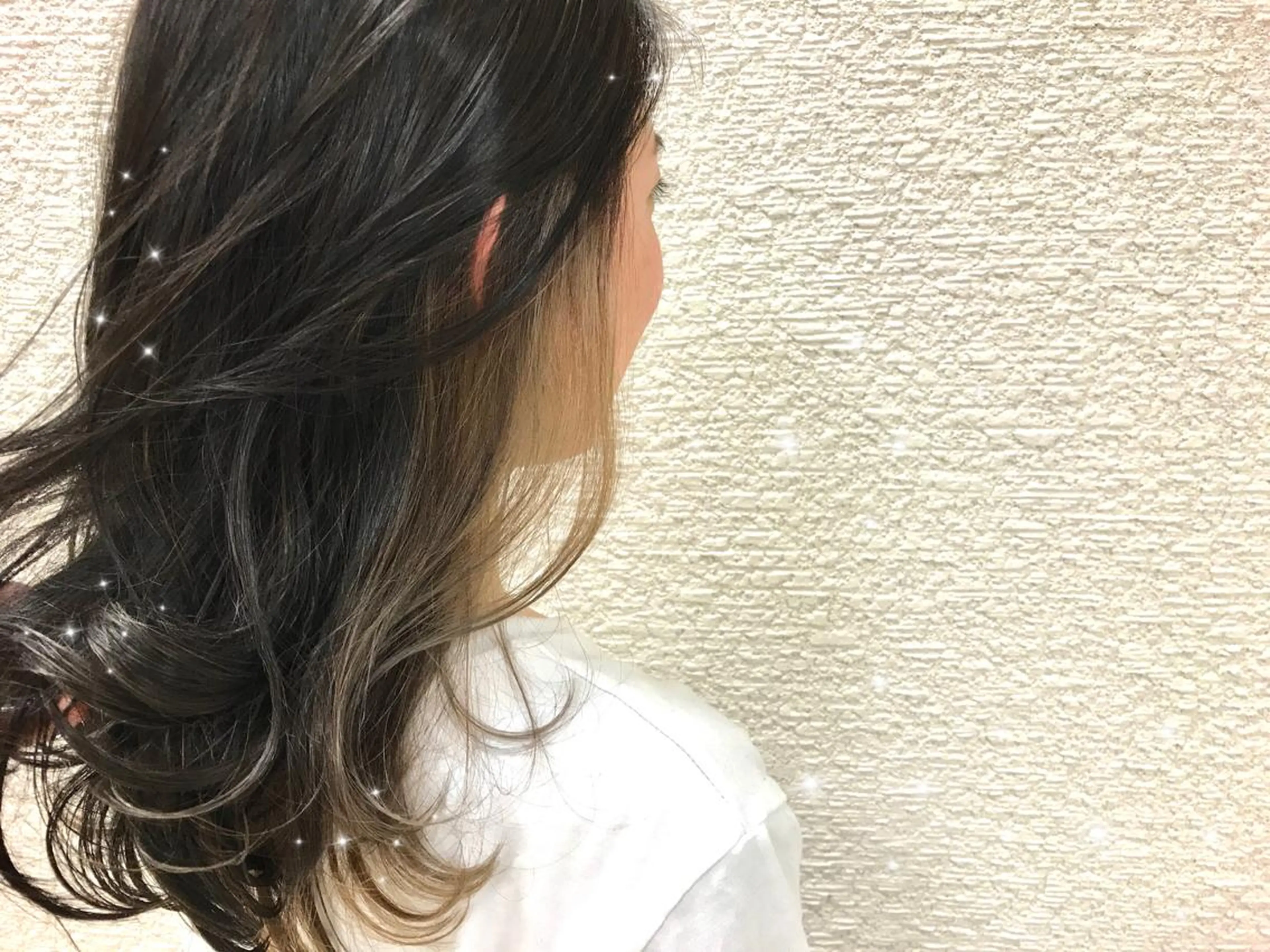 ミディアム カラー ベージュカラー ブリーチ ハイライトカラー インナーカラー ハイライト 高橋恵🌈生え癖改善 ウルフ/レイヤーのヘアスタイル