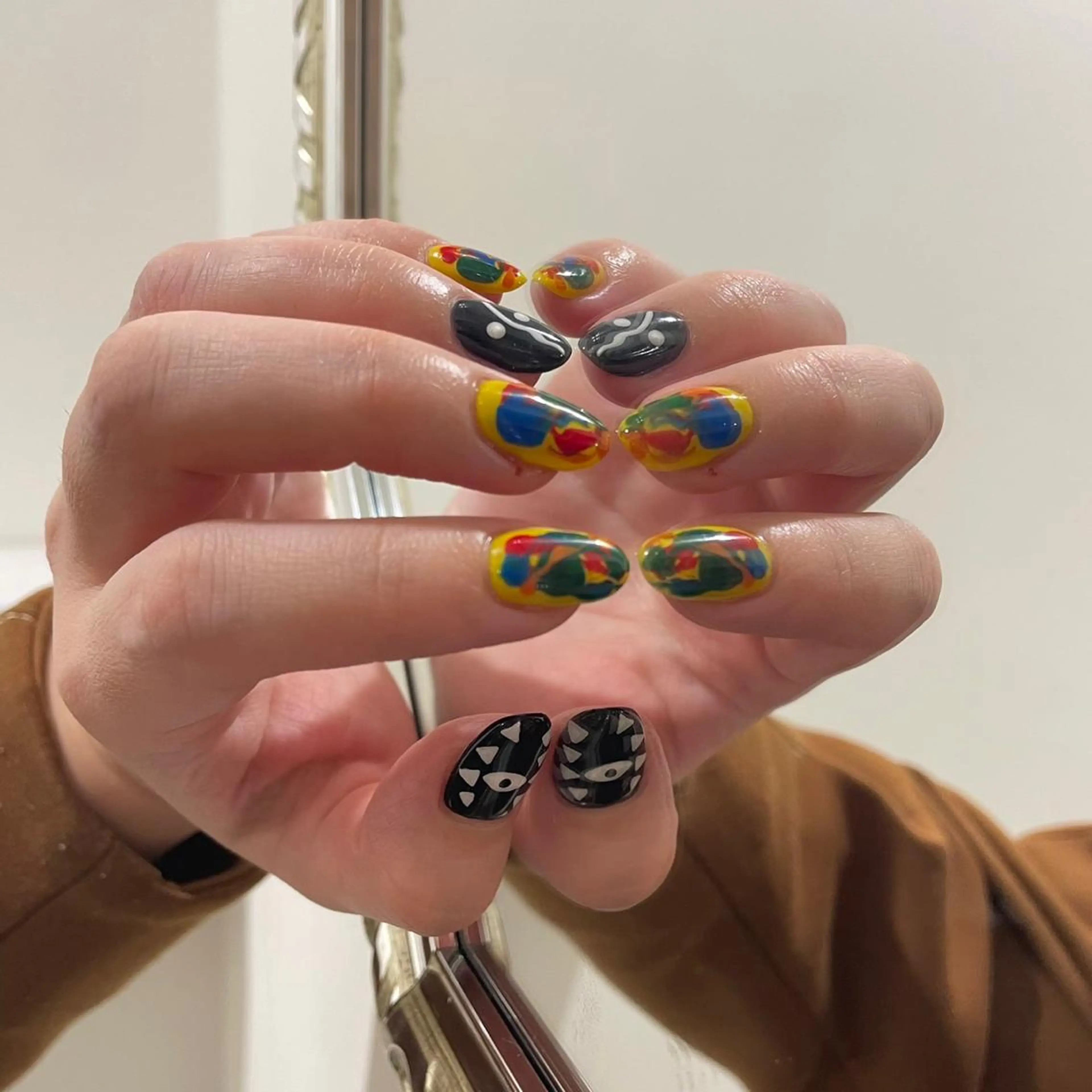 ネイル neouv所属・NEOUV NAILのネイルデザイン