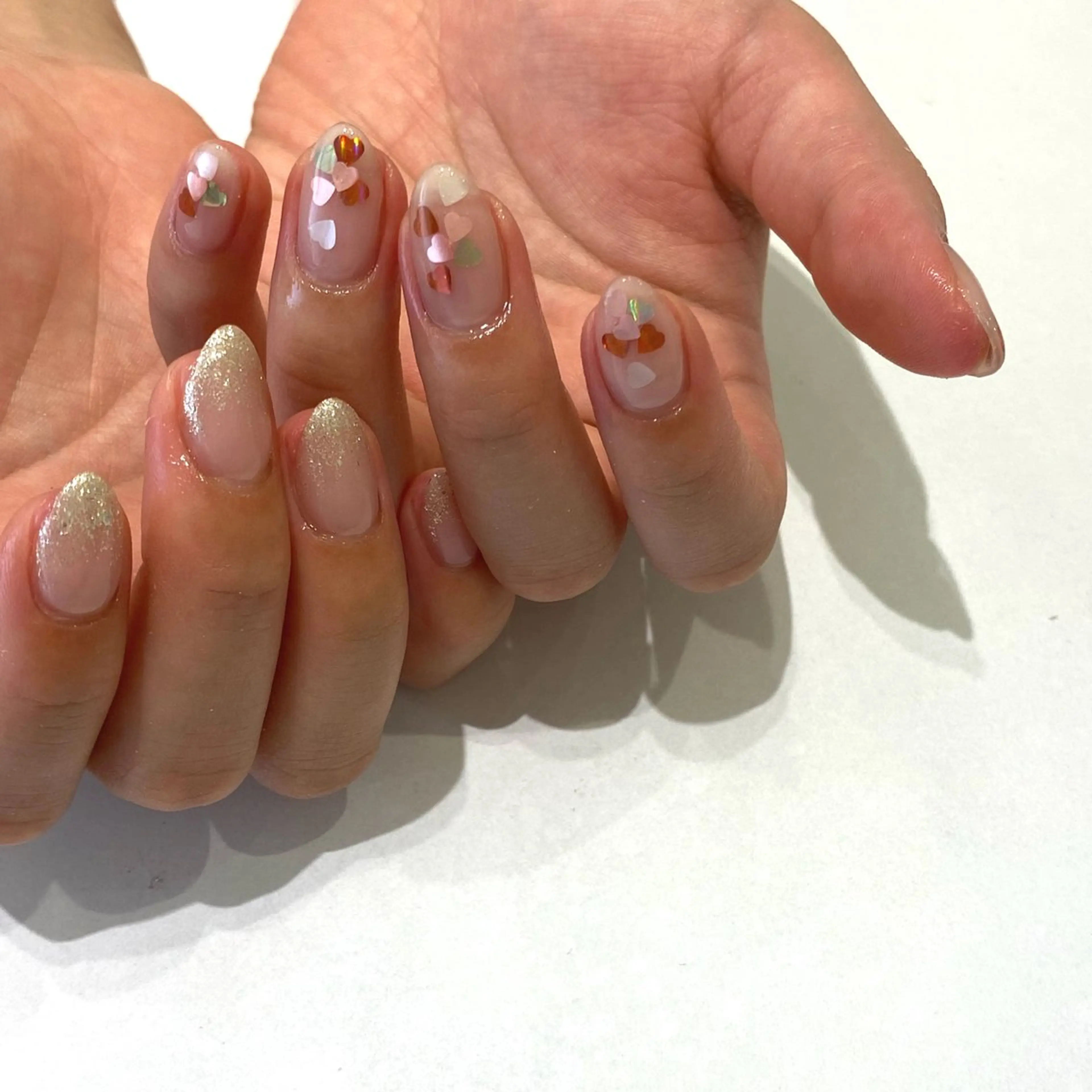 ネイル ハート ラメ(グリッター) バレンタイン ハンドネイル Ann. nail.tokyo所属・Ann nailのネイルデザイン