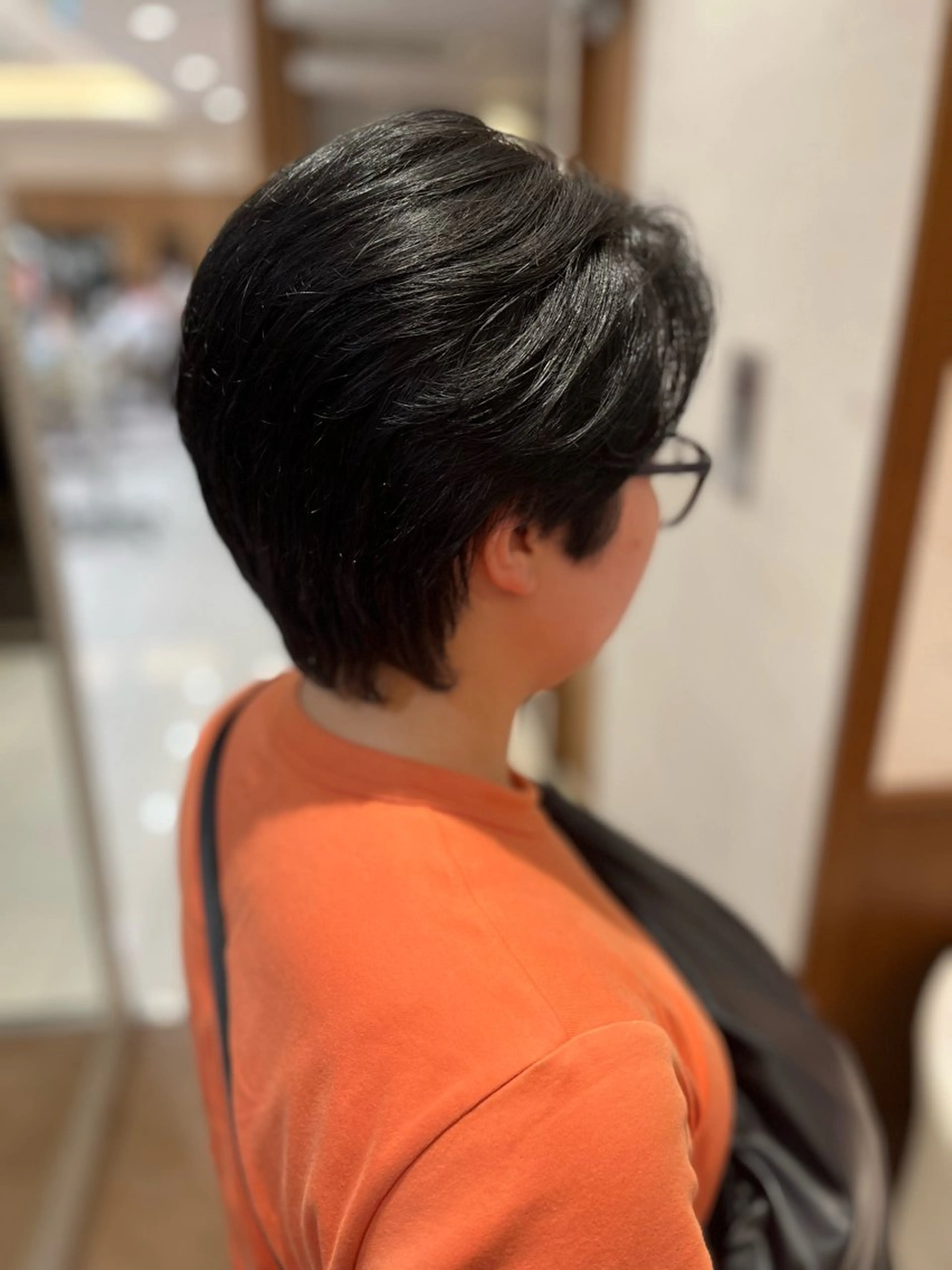 ショート カット ヘアカラー トリートメント 伊藤 アユミのヘアスタイル