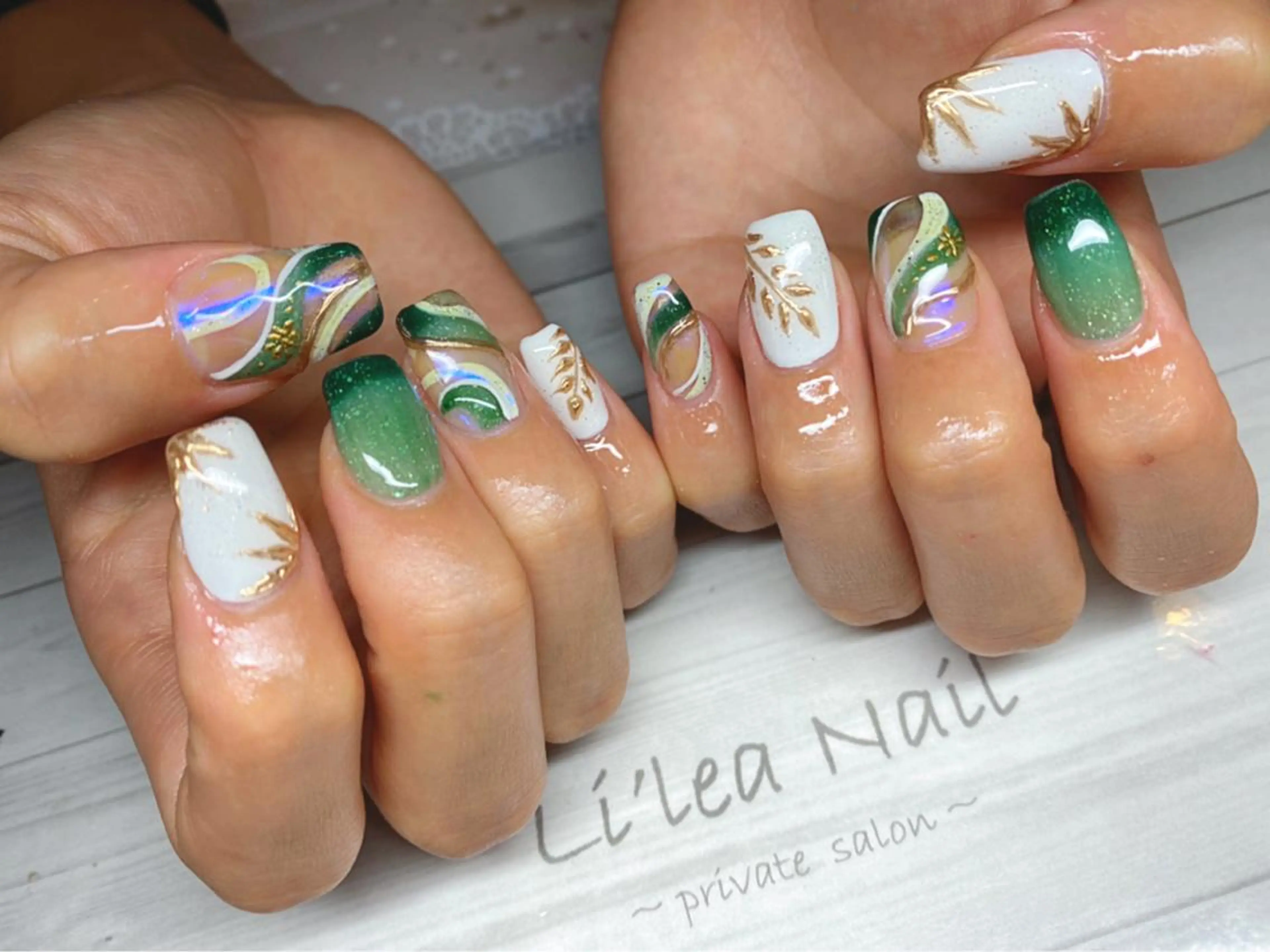 ネイル Li'leaNail AINAのネイルデザイン