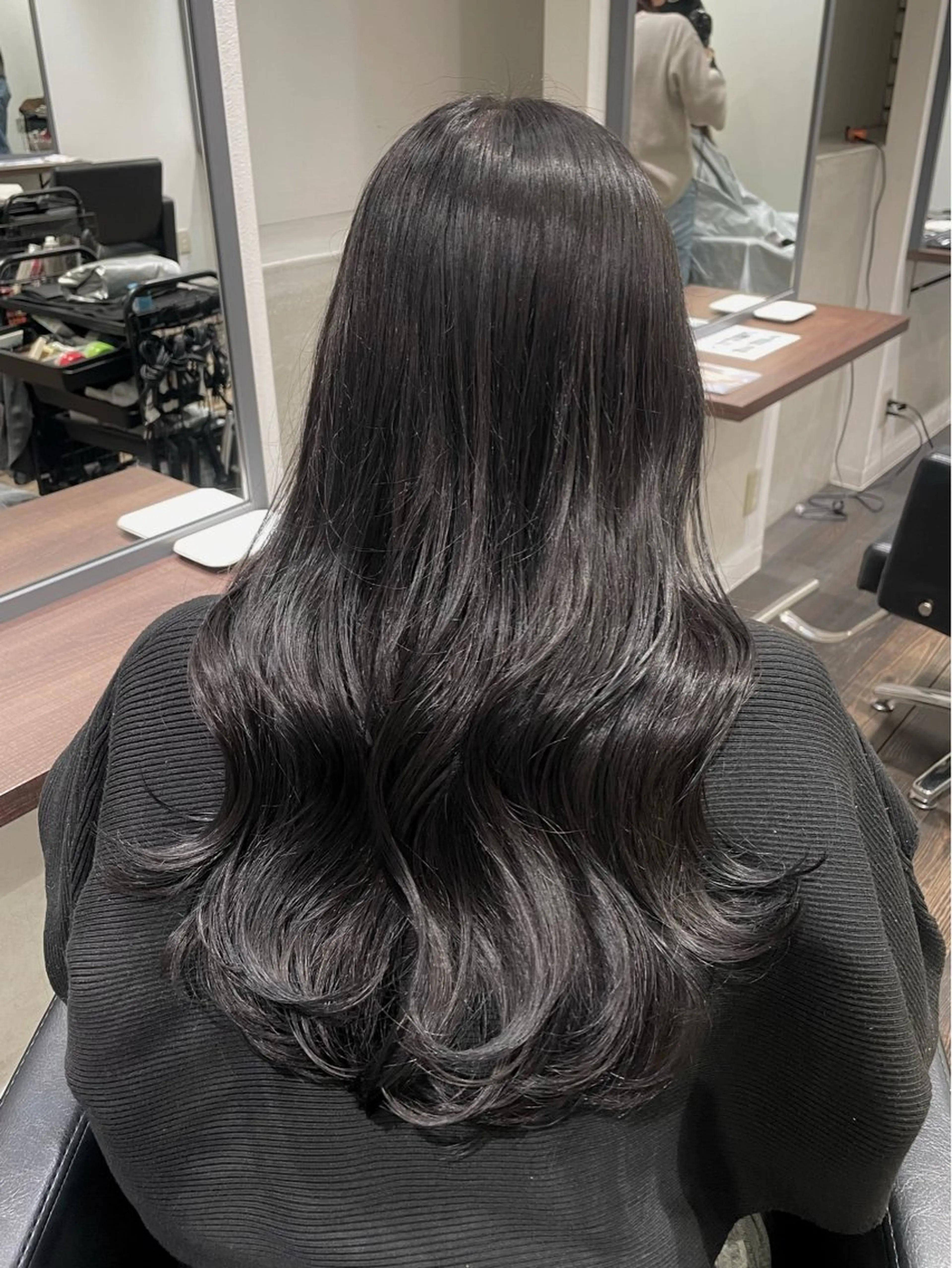 ロング カット ヘアカラー 韓国風レイヤーカット 🇰🇷yumiのヘアスタイル