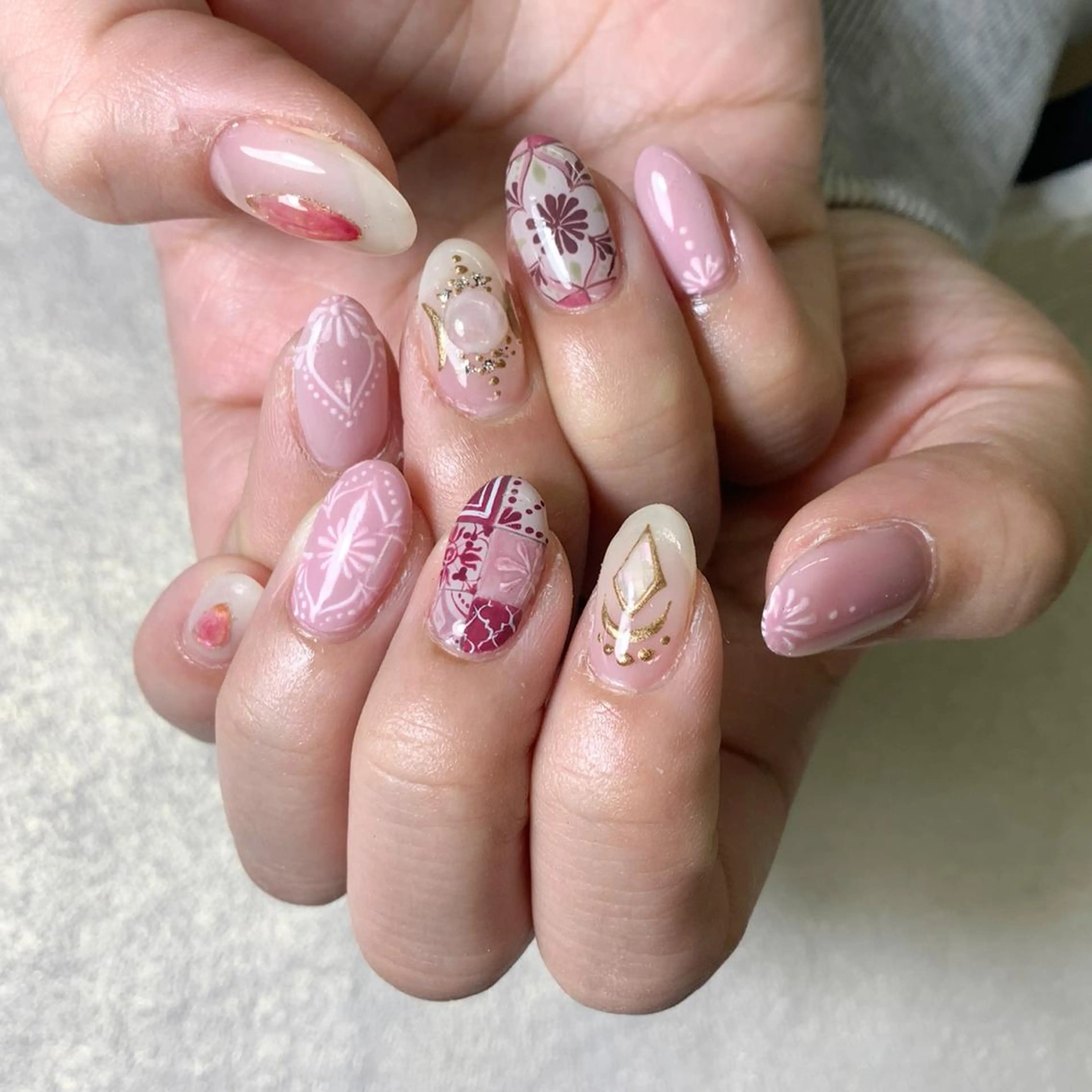 ネイル ハンドネイル atelier　FIORITURA所属・FIORITURA aiのネイルデザイン