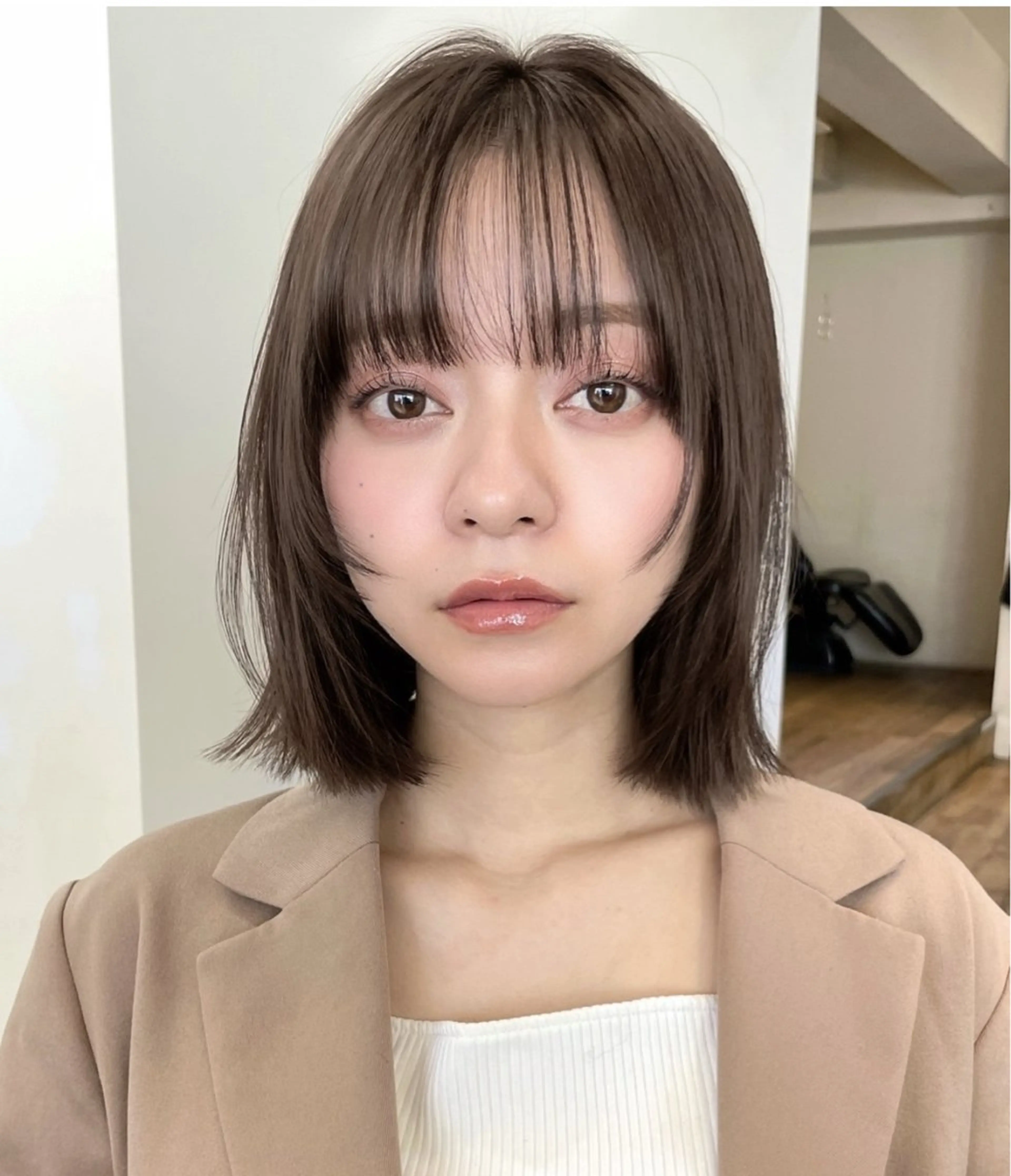 ミディアム ボブ ARMONY表参道店所属・韓国風レイヤーカラー ライムのヘアスタイル