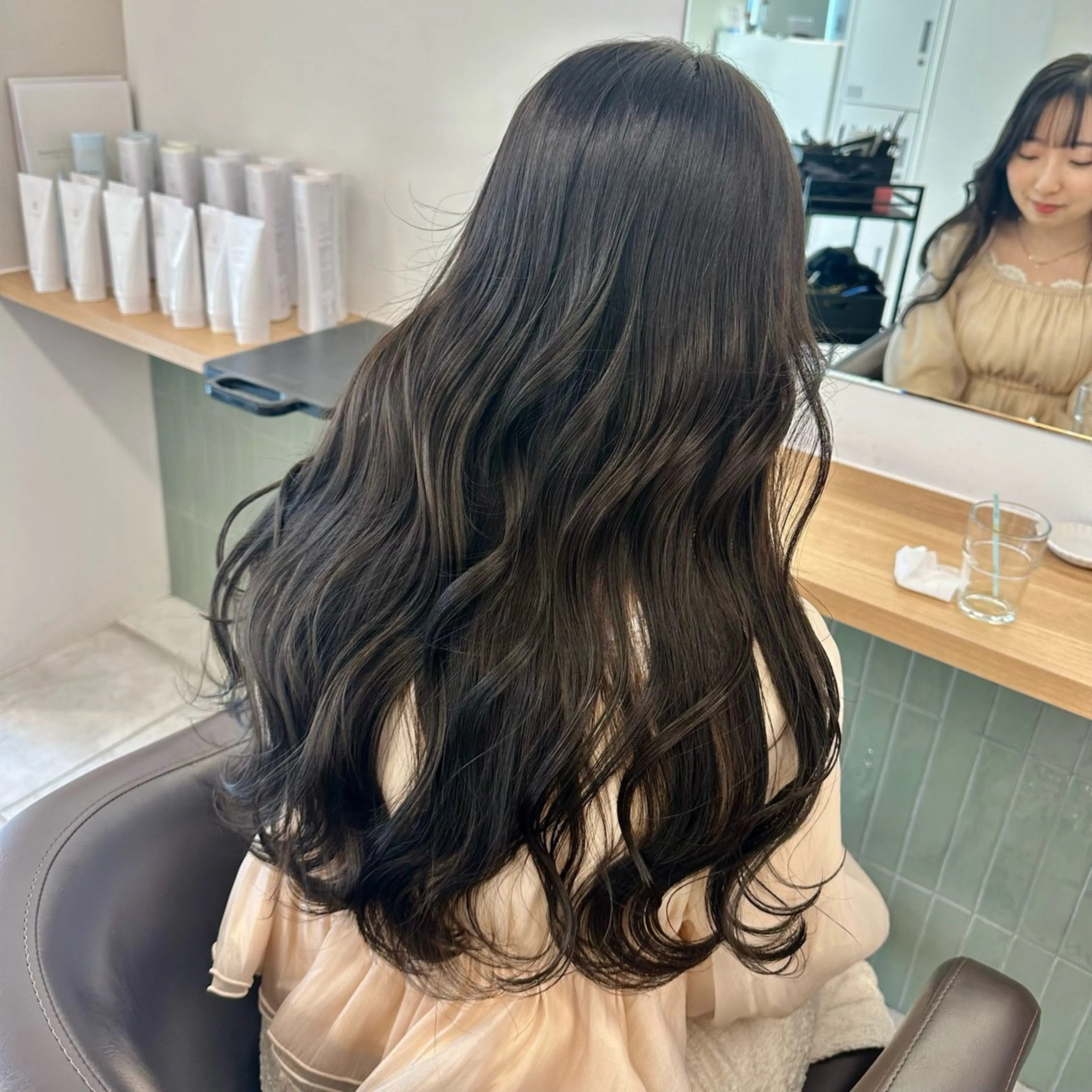 セミロング カラー カット ヘアカラー トリートメント ブリーチなし/レイヤ ー特化🌈Tommyのヘアスタイル