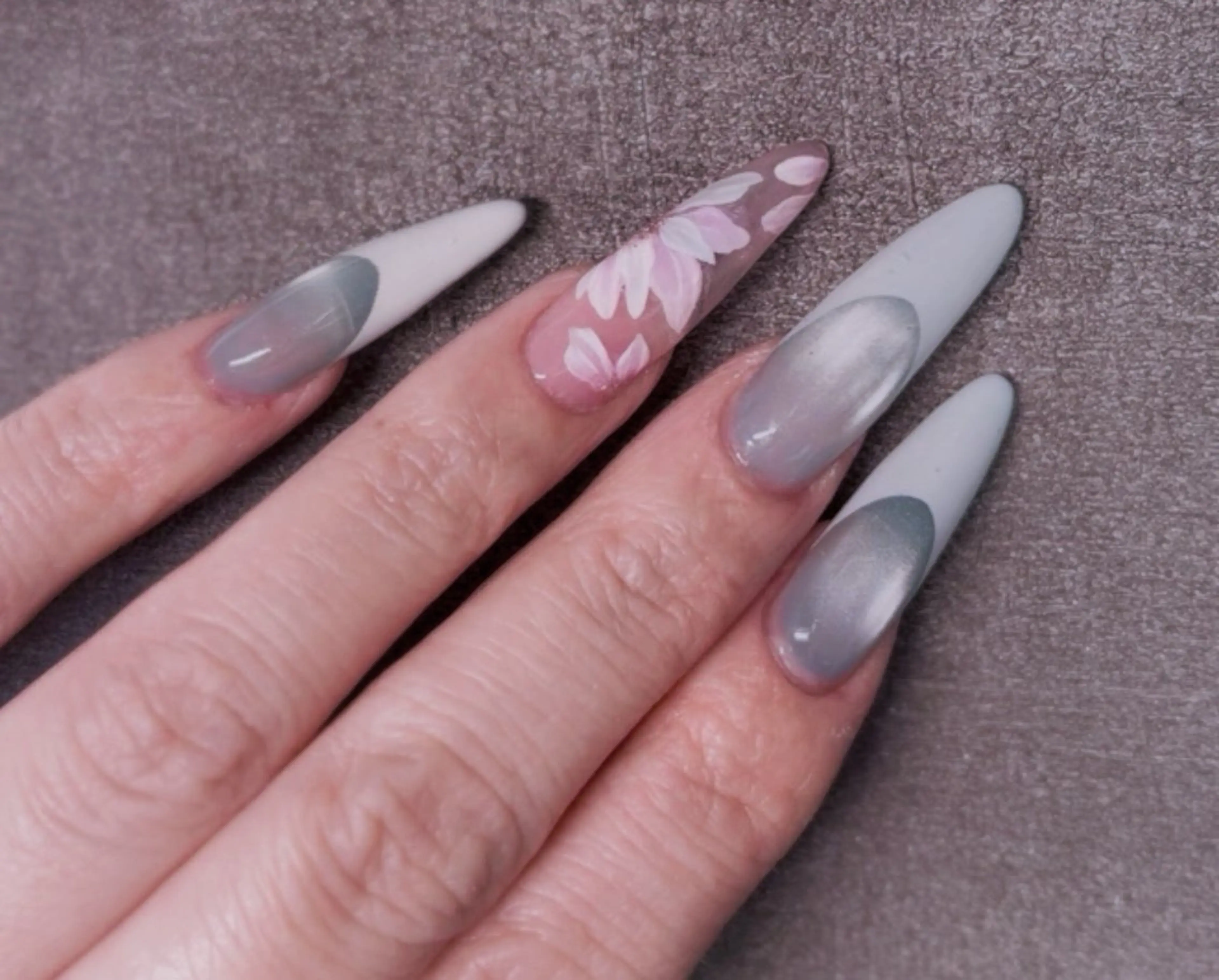 ネイル ビューティー ネイルのネイルデザイン