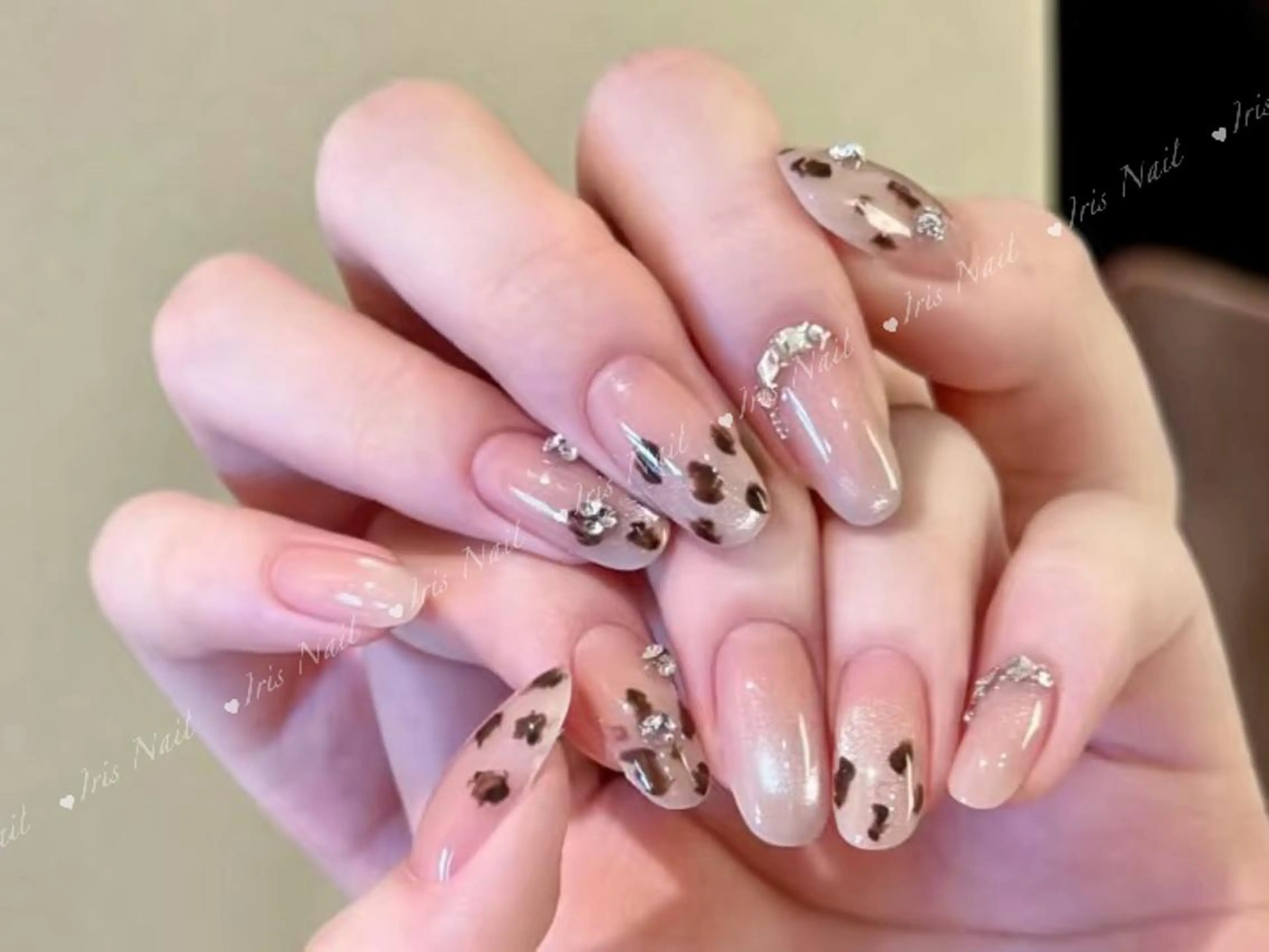 ネイル アニマル柄 IRIS NAIL大塚のネイルデザイン