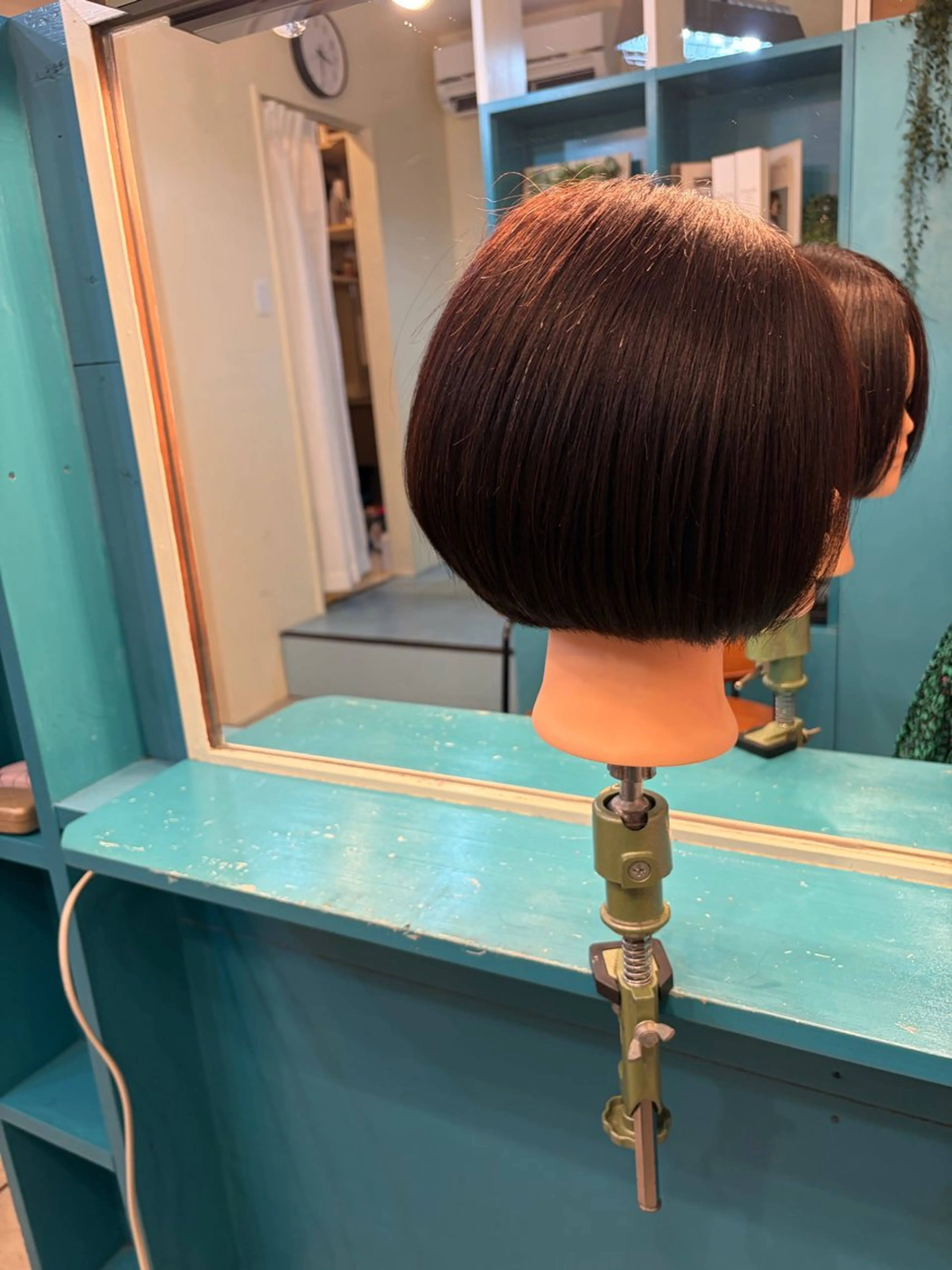 ショート ボブ SALONDEHANOKA所属・淵野辺縮毛矯正 ✂️椎葉えまのヘアスタイル