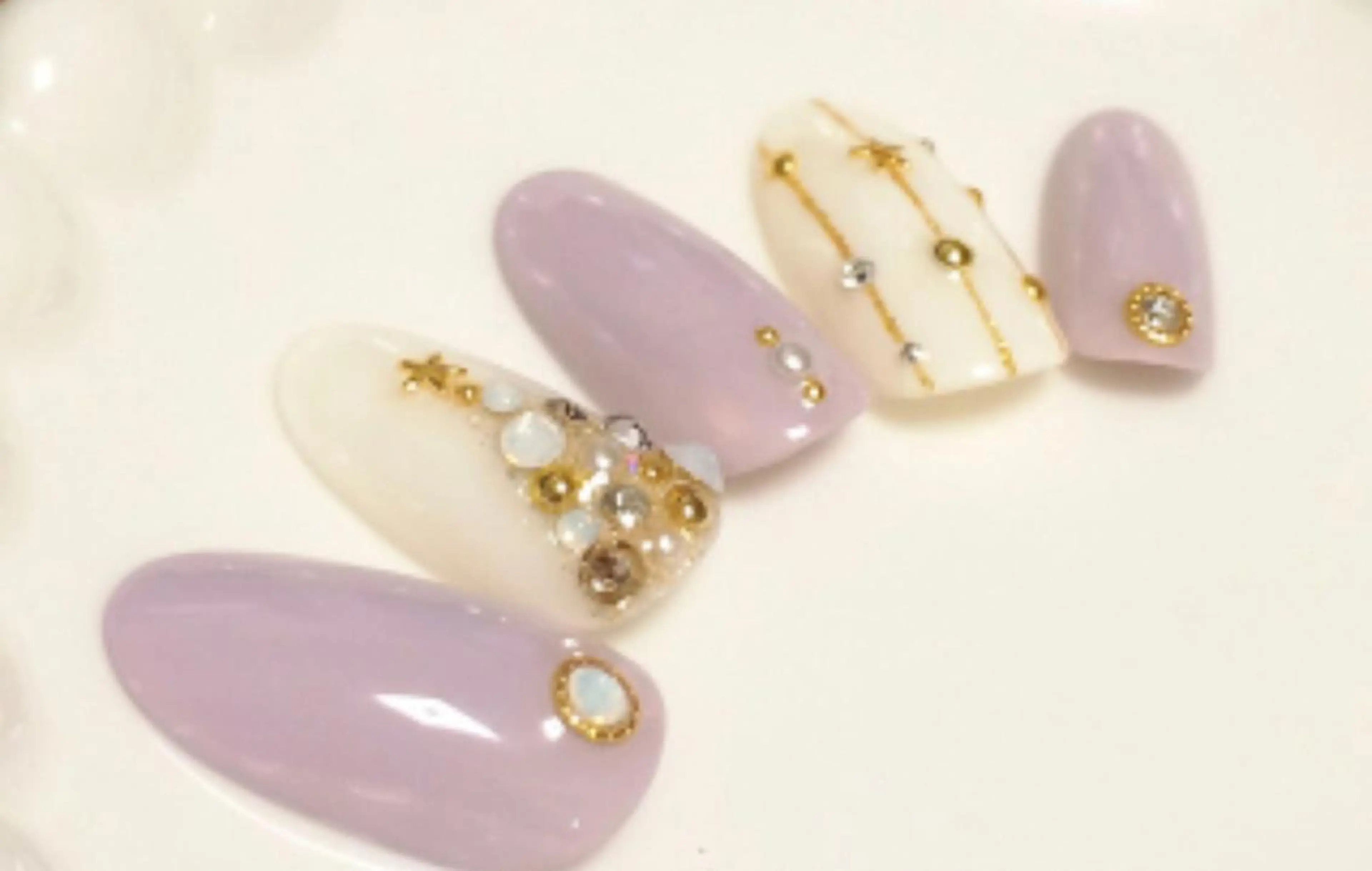 ネイル ハンドネイル ゲン レイカのネイルデザイン