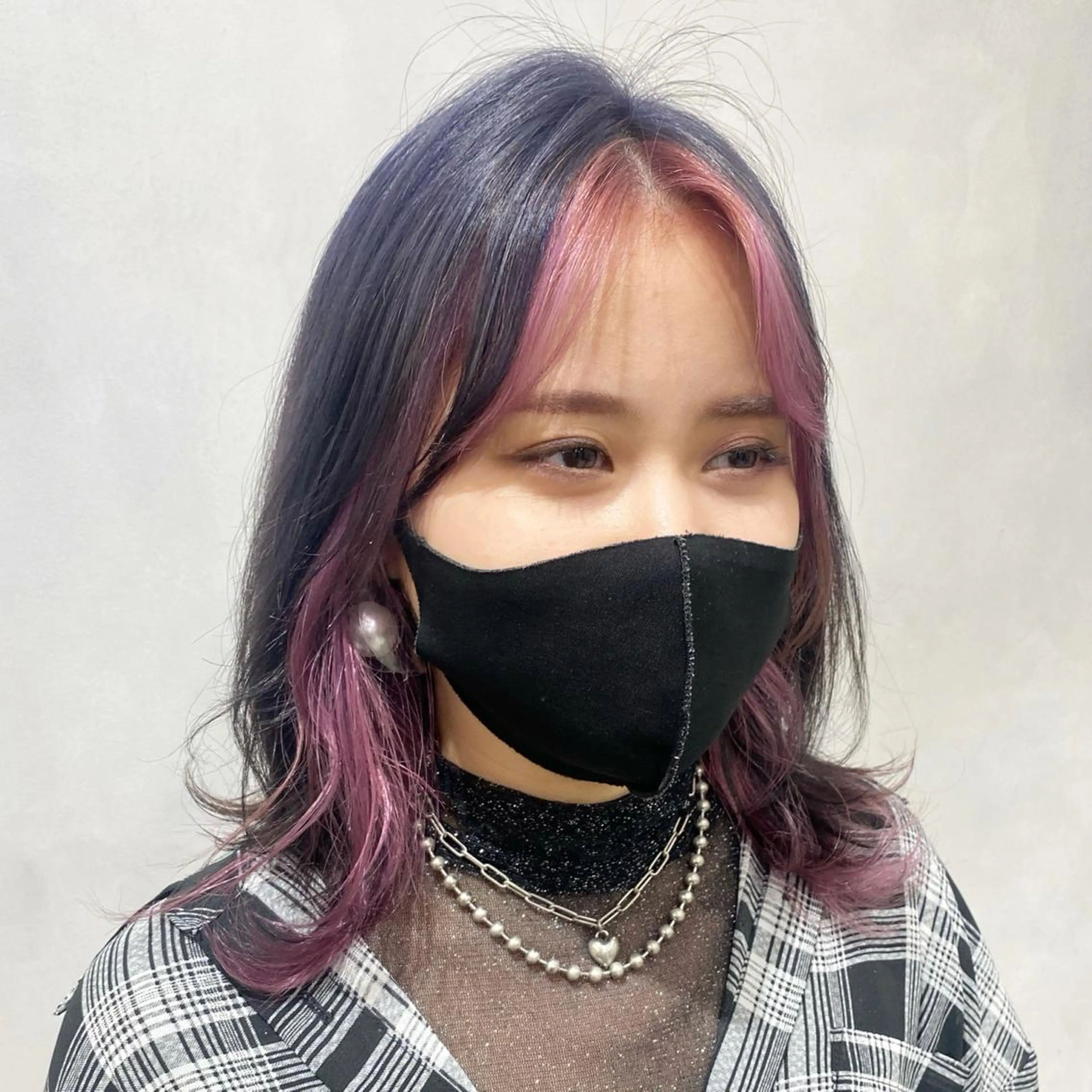 ミディアム カラー ヘアカラー トリートメント デザインカラー/パー マ🦖外岡咲希🦖のヘアスタイル