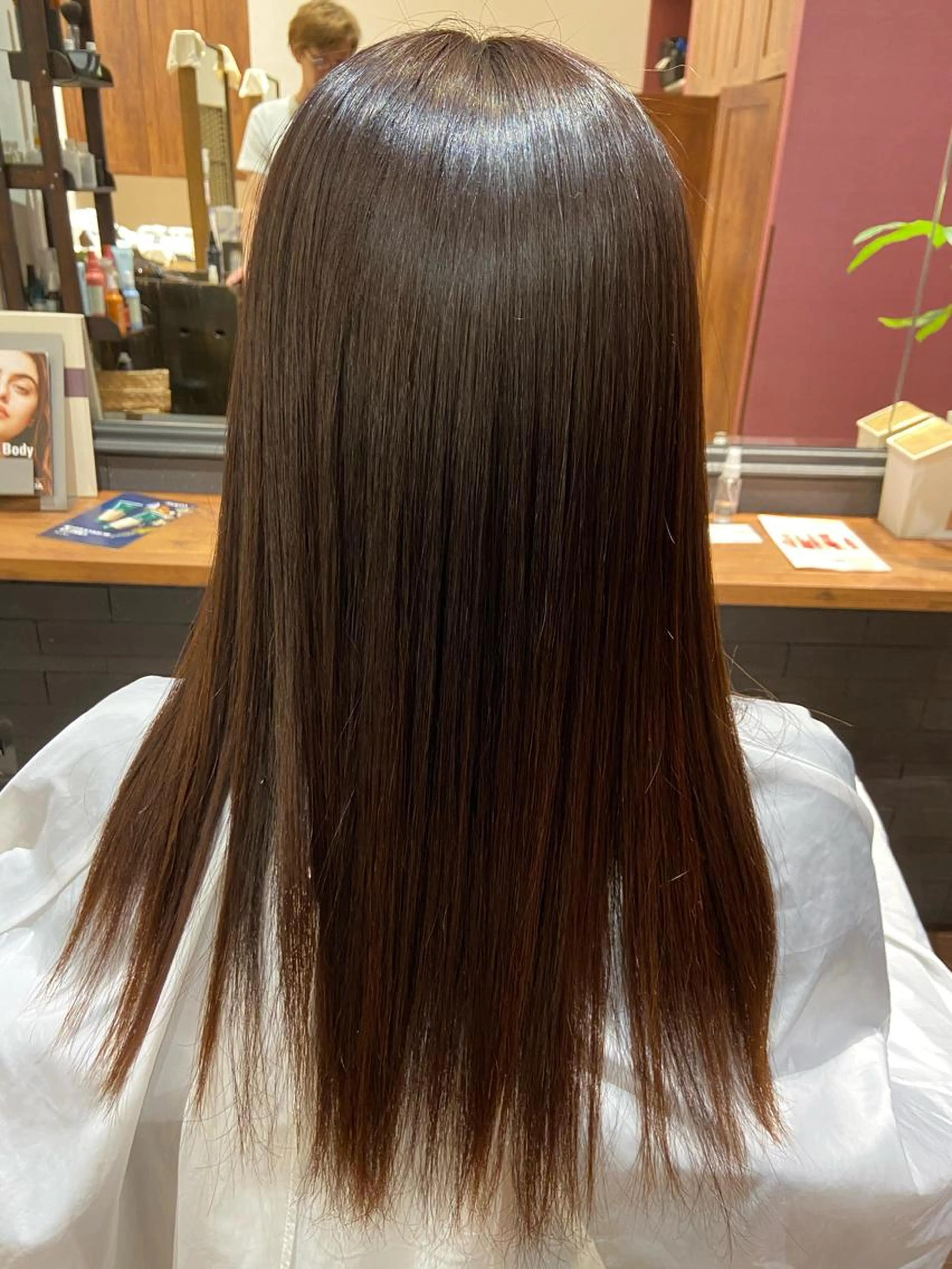 縮毛矯正（カットなし）ご新規様は年齢問いません✨再来は40代後半からのお客様限定平日17時からとなります✨の写真