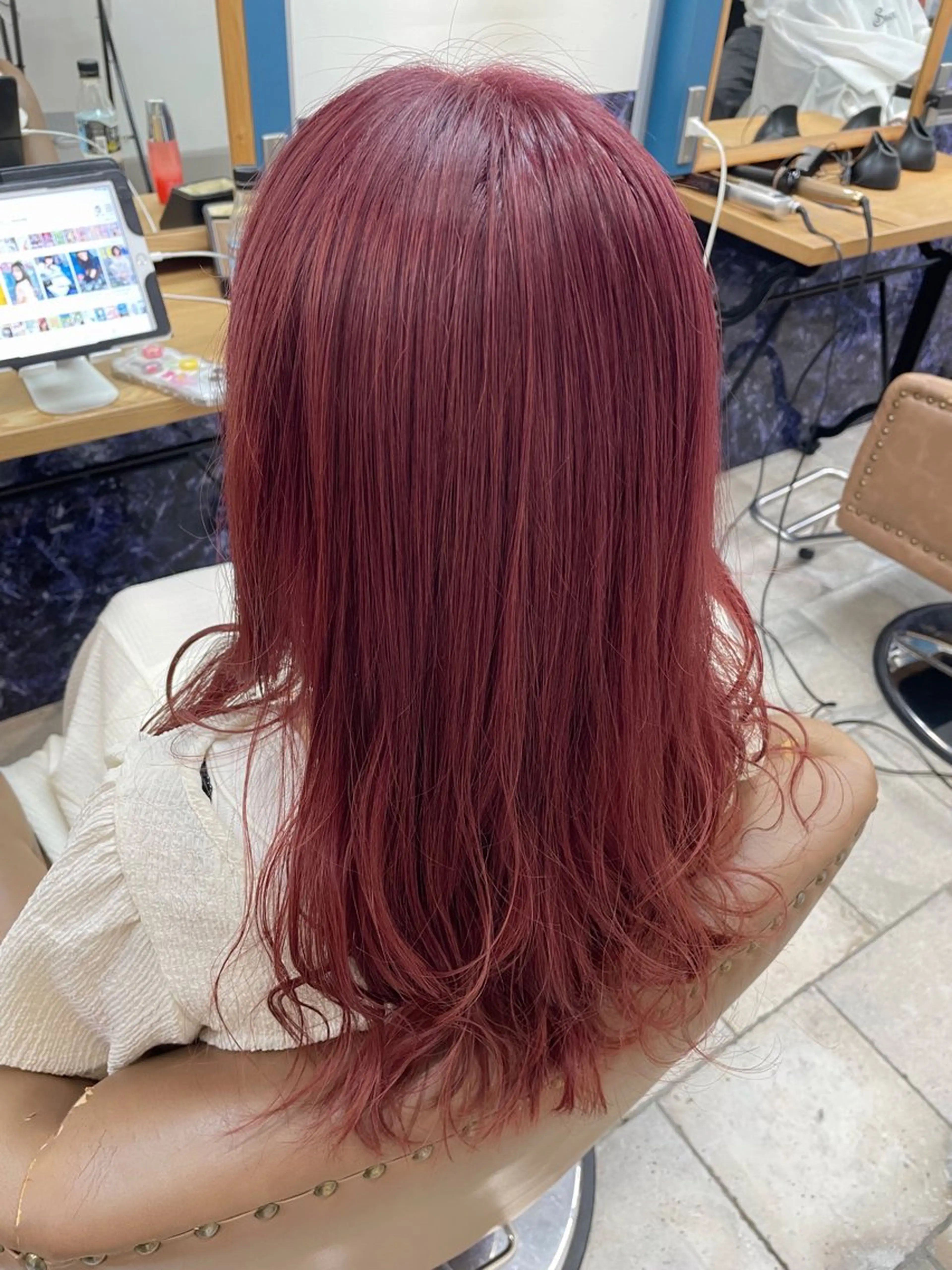 ロング カラー ヘアアレンジ ブリーチ ピンクカラー トリートメント ヘアカラー トリートメント 🍒新家 さくら🍒のヘアスタイル