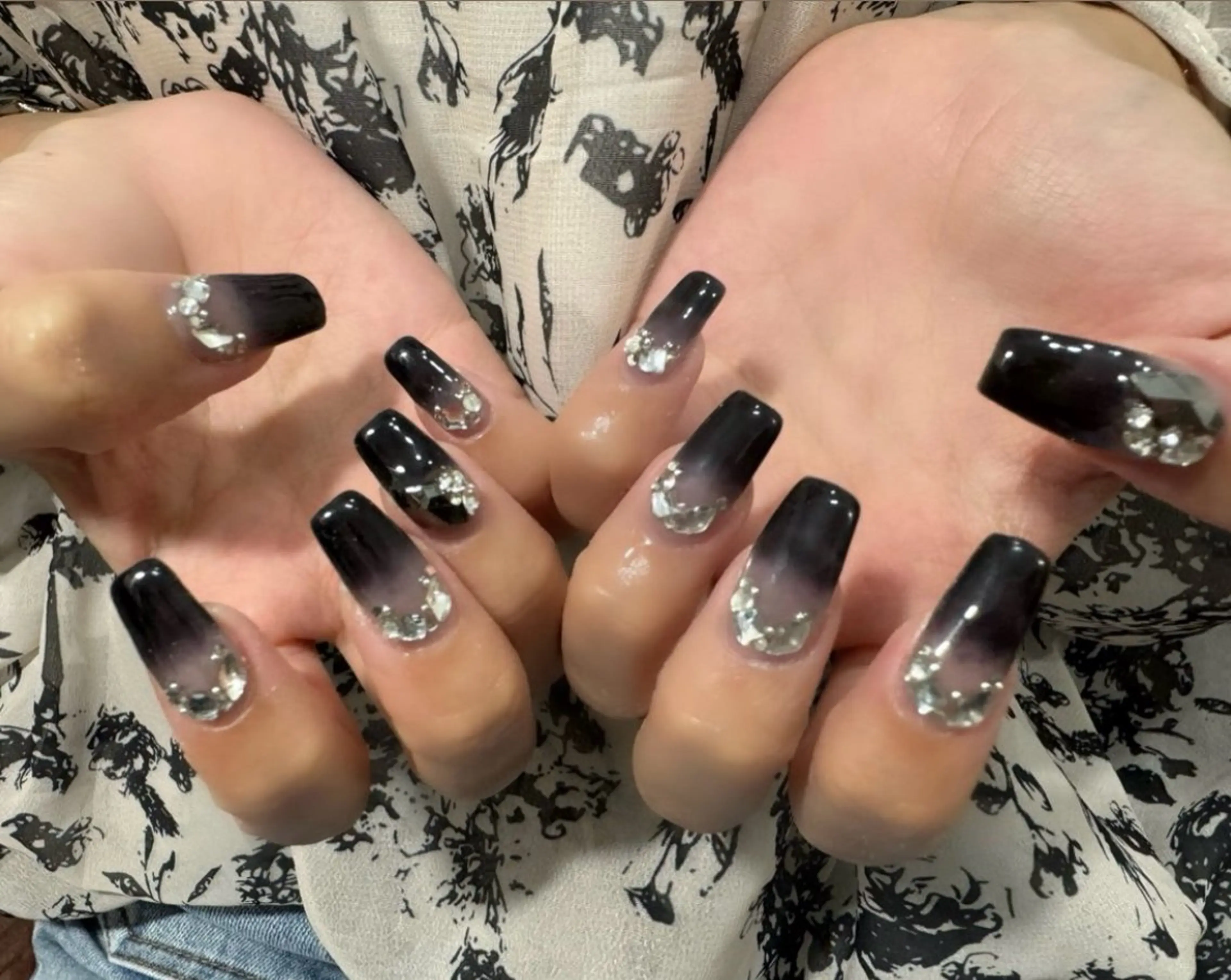 ネイル LAVISH nanamiのネイルデザイン