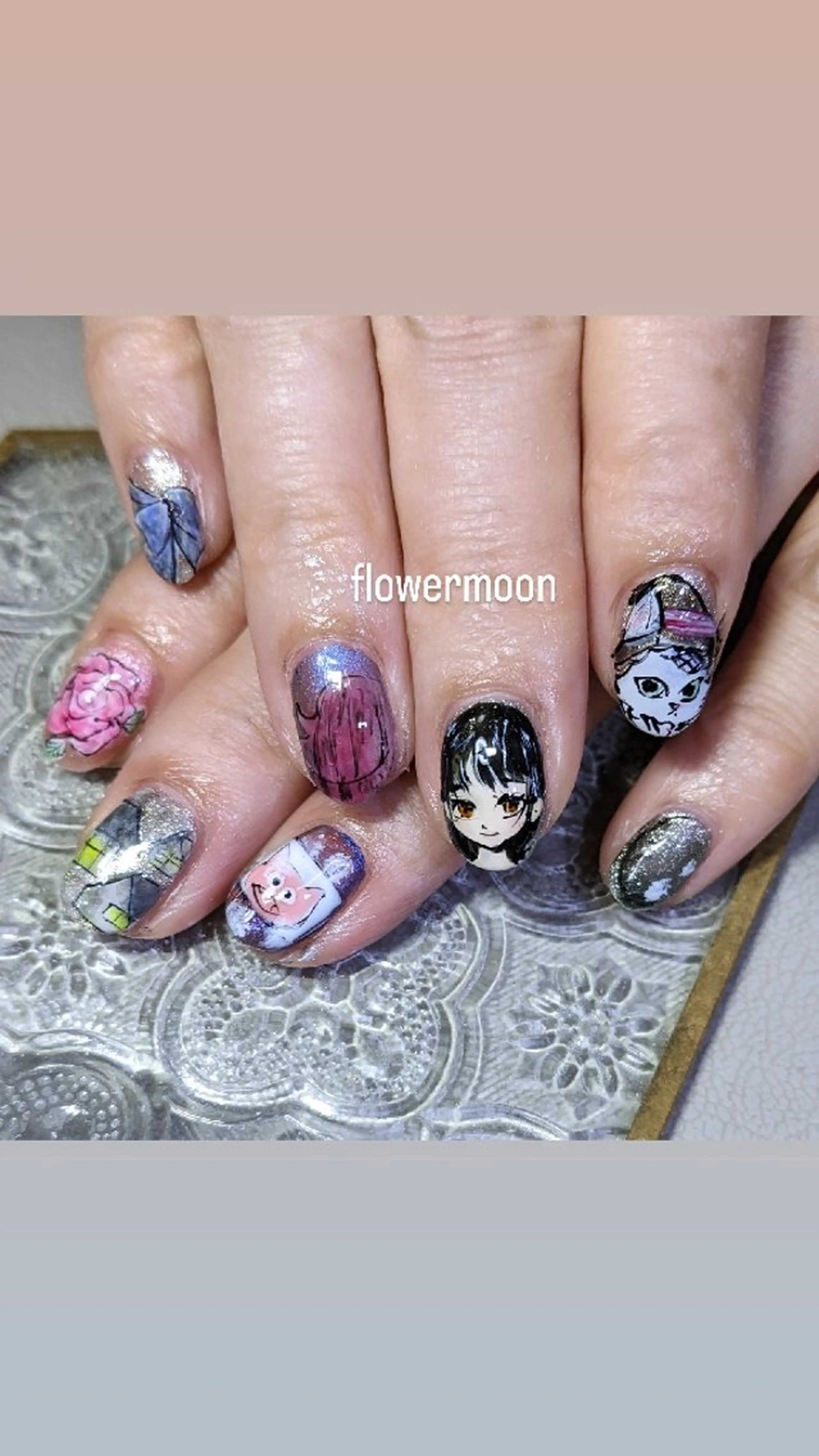 ネイル ハンドネイル ハンドケア フラワー ムーンのネイルデザイン