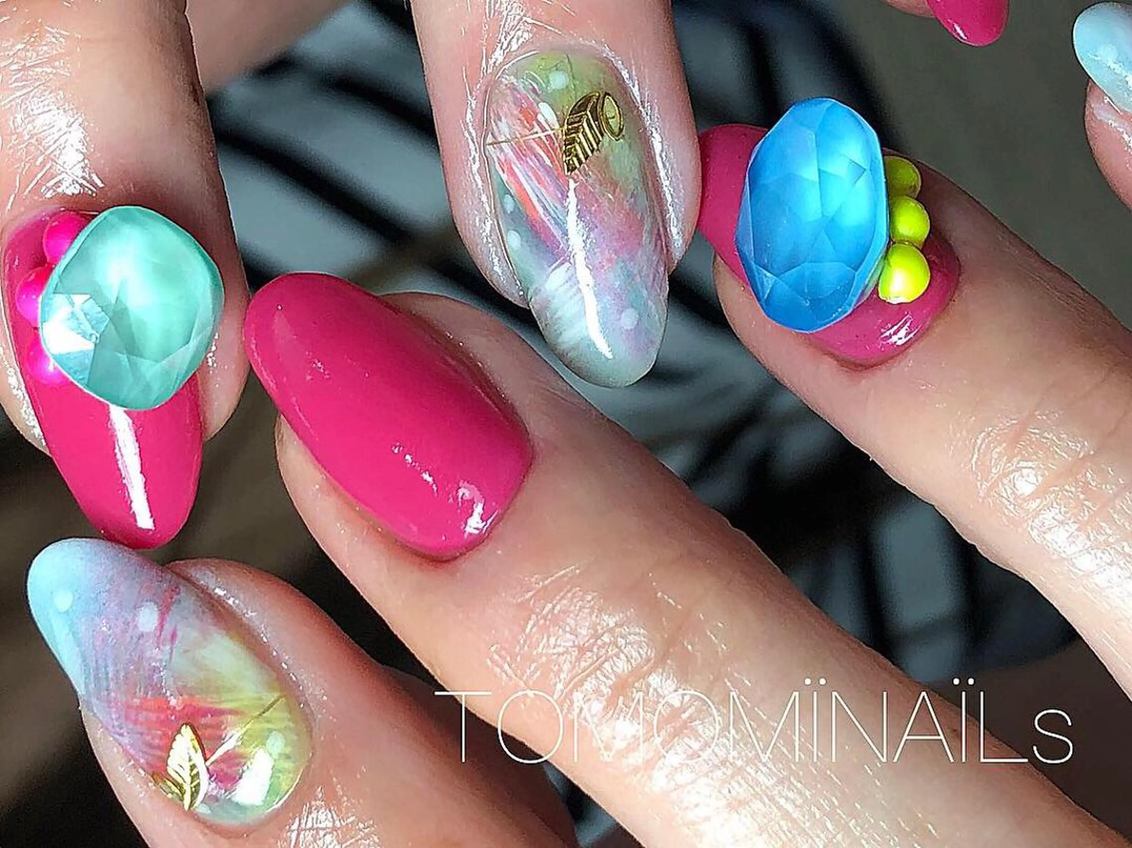 ネイル private salon TOMOMINAILs所属・TOMOMI NAILsのネイルデザイン