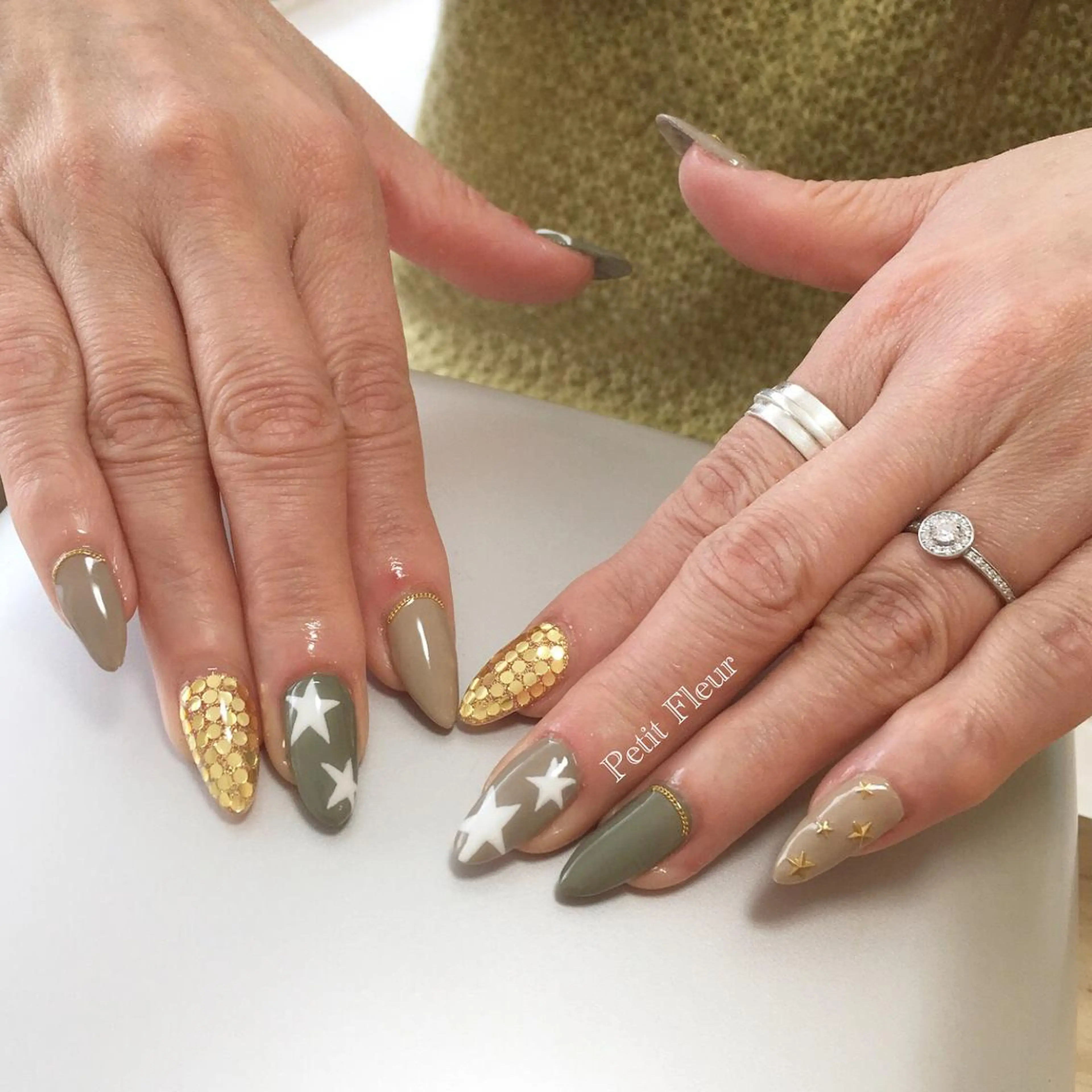 ネイル スカルプネイル Petit Fleur所属・青柳 亜梨奈のマツエク・マツパデザイン