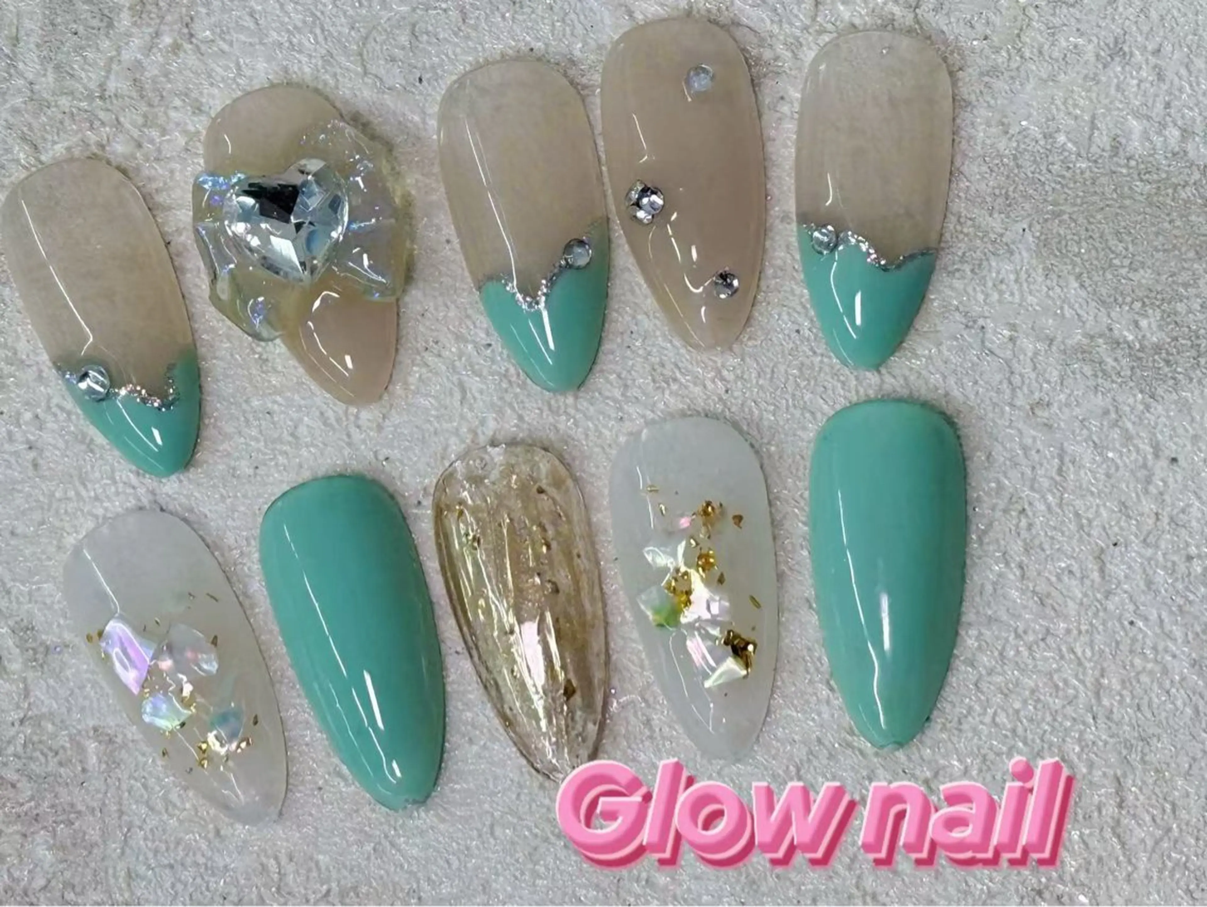 ネイル Glow Nail スカルプ専門店のネイルデザイン