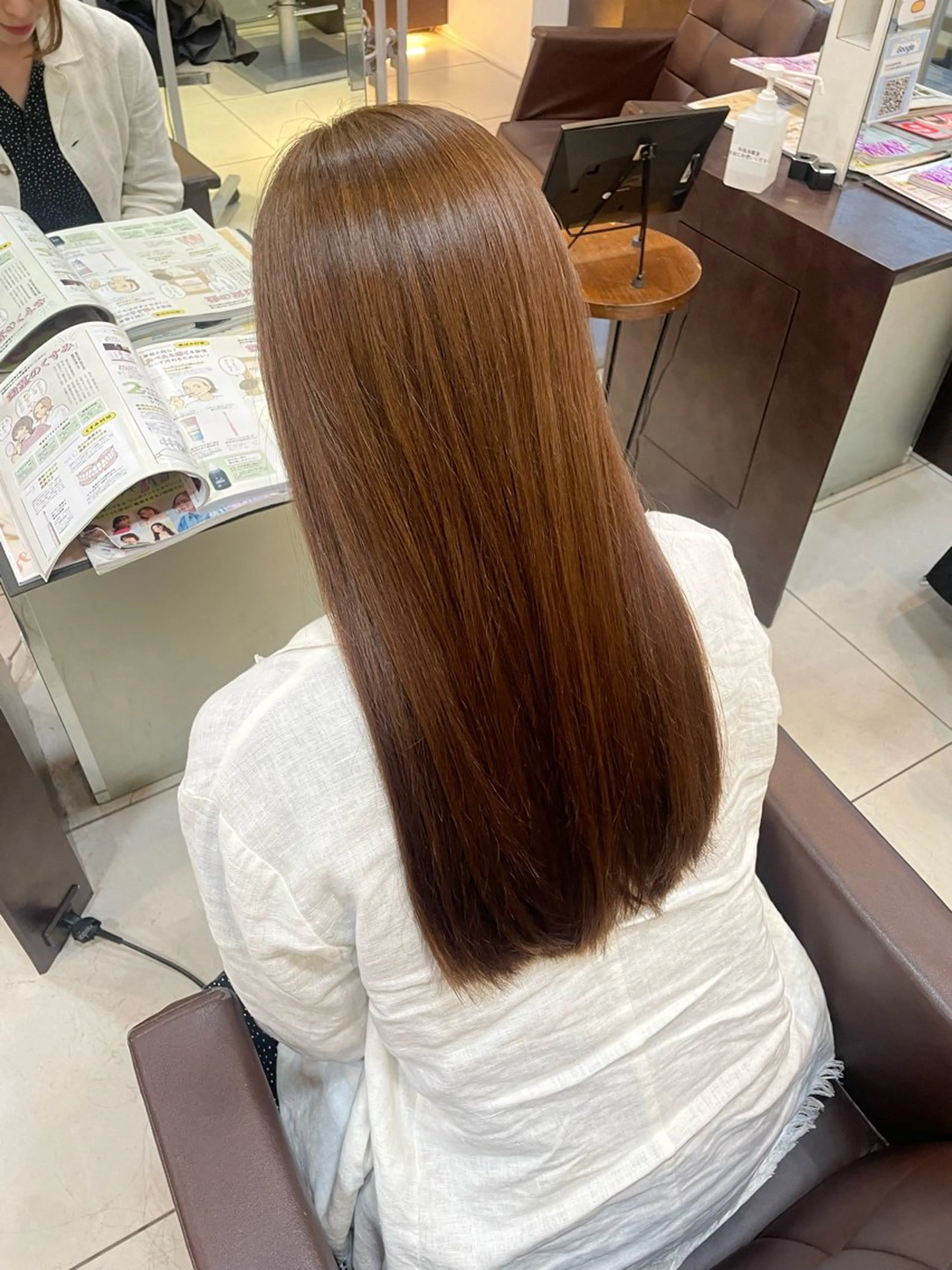 ミディアム カラー カット ヘアカラー トリートメント 🤎韓国ヘア ベージュ まゆか🤎のヘアスタイル