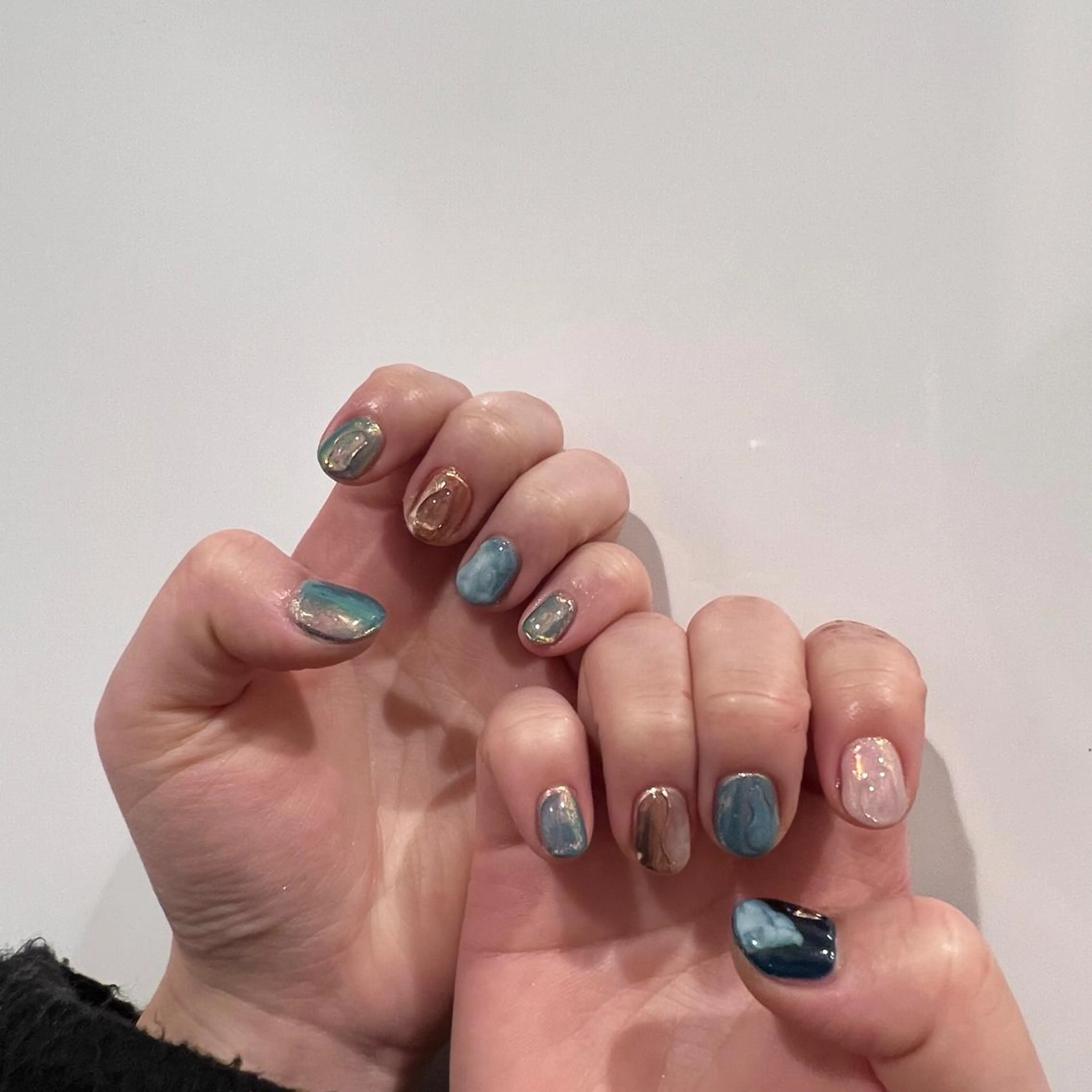 ネイル 黒葛原 めぐみのネイルデザイン