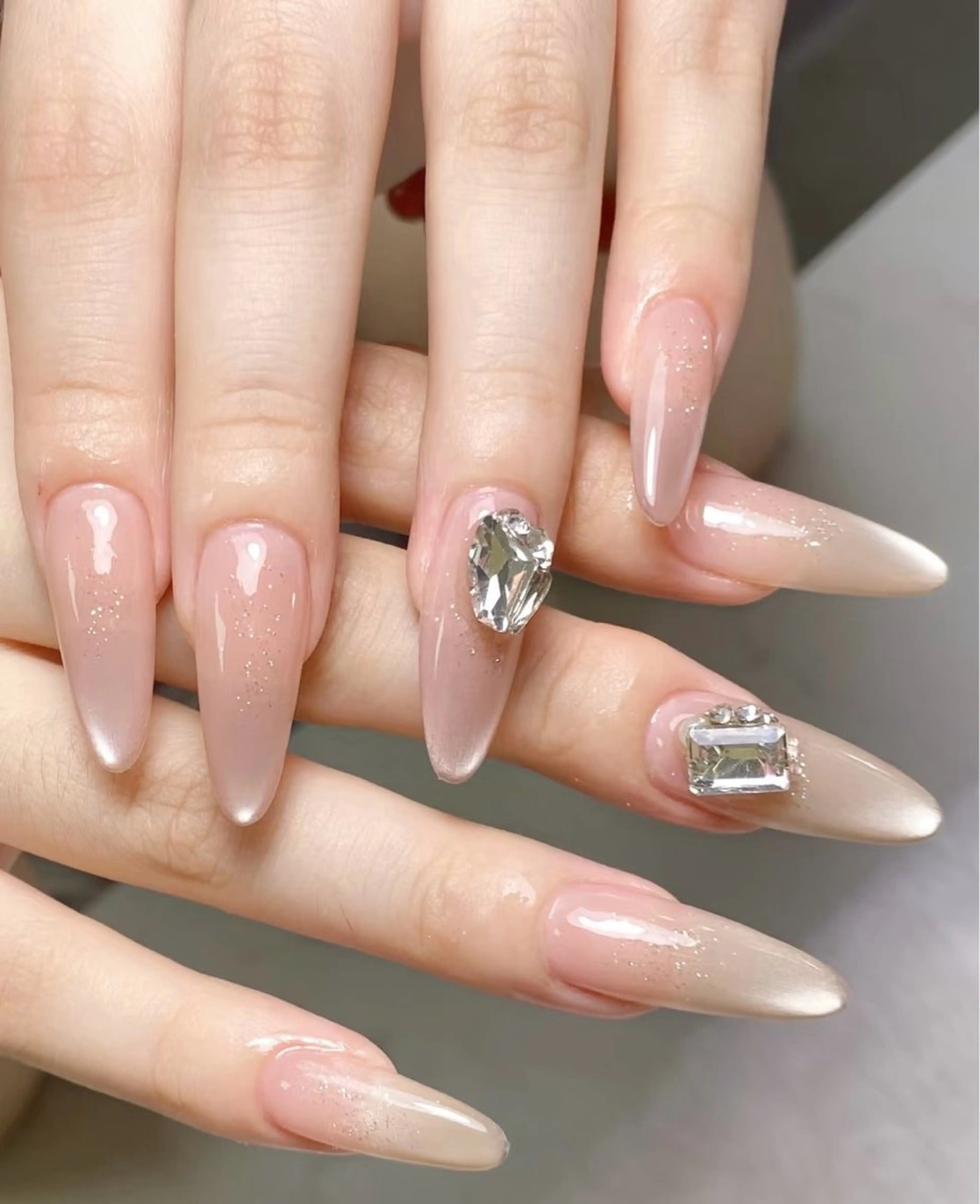 ネイル 高木 維麗絲のネイルデザイン