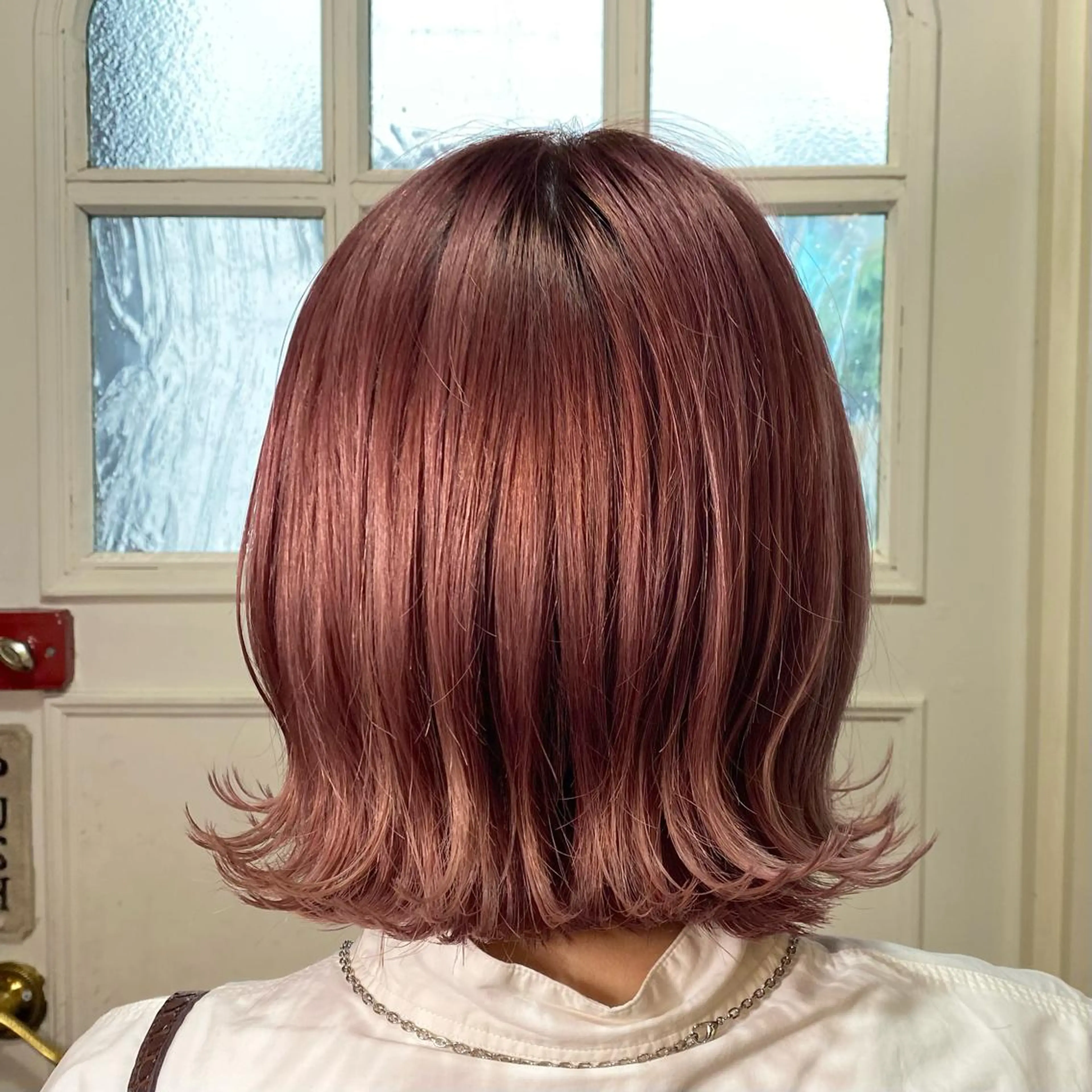 ショート カラー ブリーチ ケアブリーチ ピンクカラー ボブ カット ヘアカラー トリートメント BRITS 渡辺 菜々子のヘアスタイル