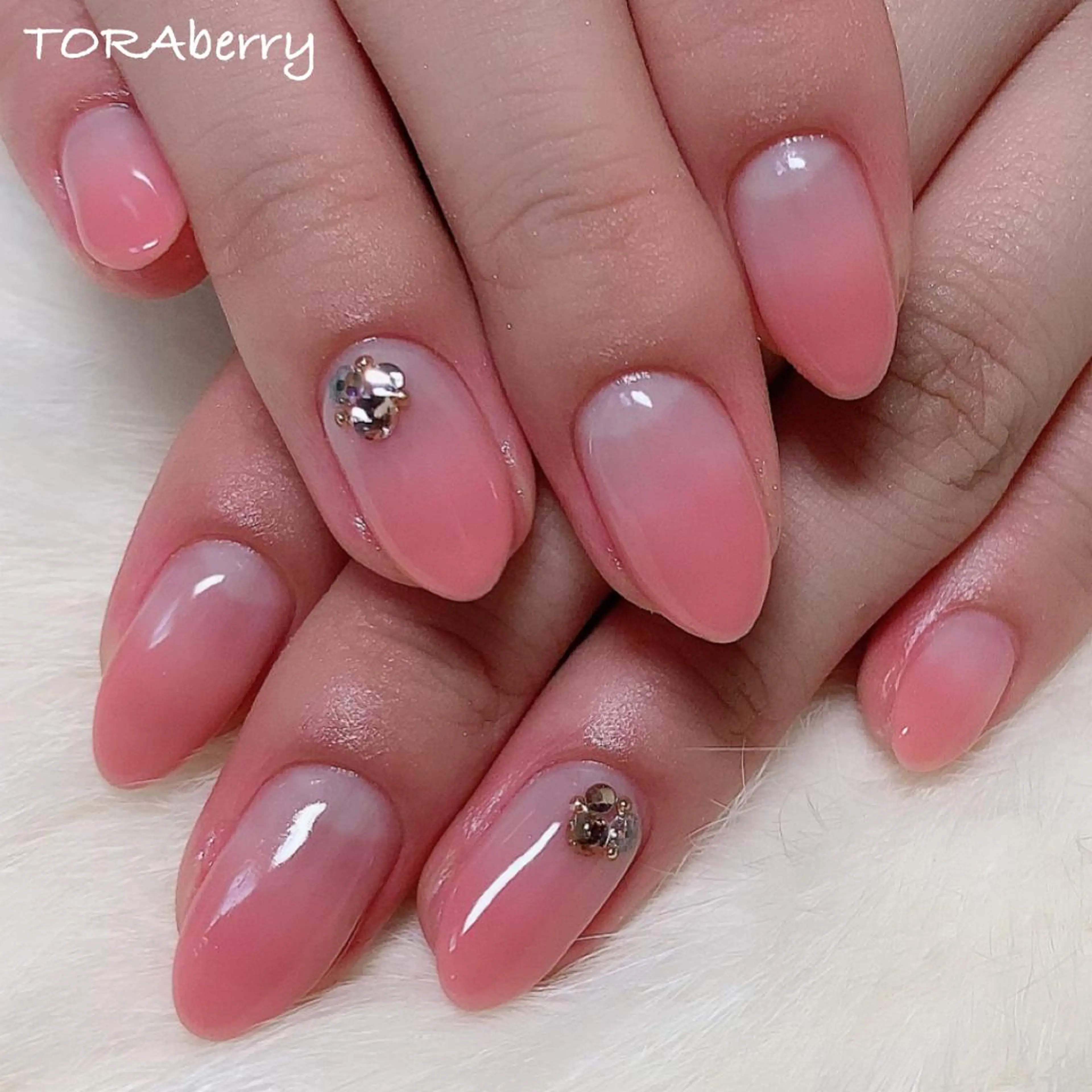 ネイル ハンドネイル ネイリスト なつみのネイルデザイン