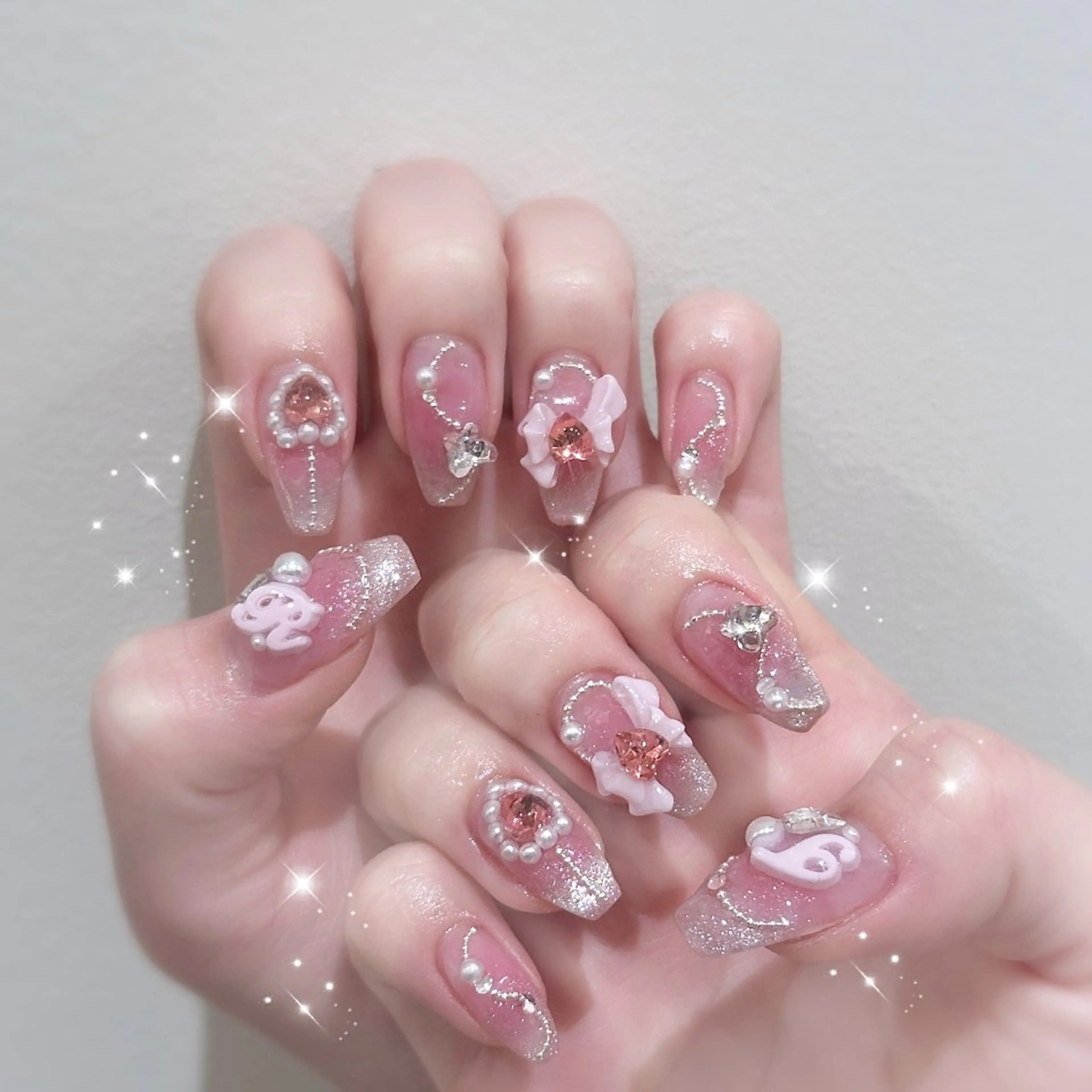 ネイル ハンドネイル Kanon 🤍のネイルデザイン