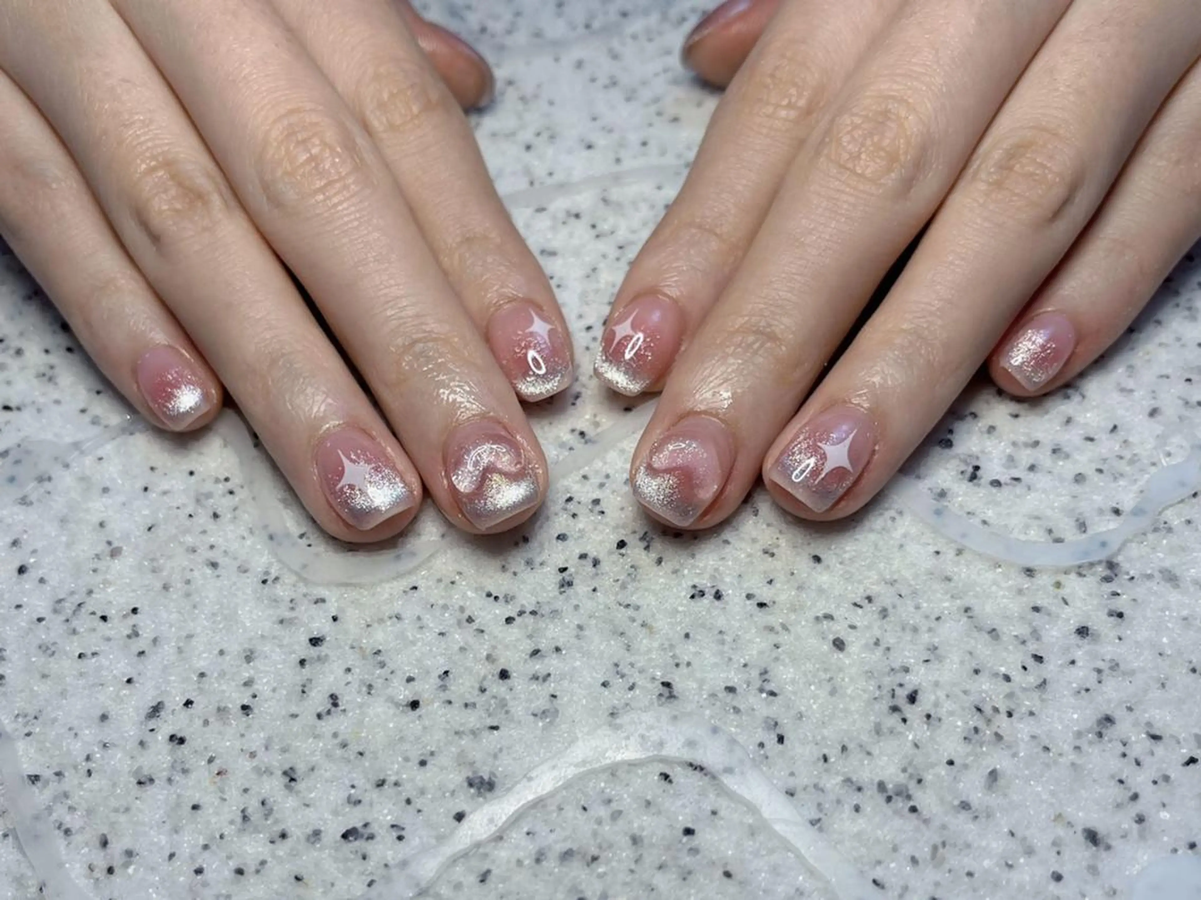 ネイル Queens テイのネイルデザイン