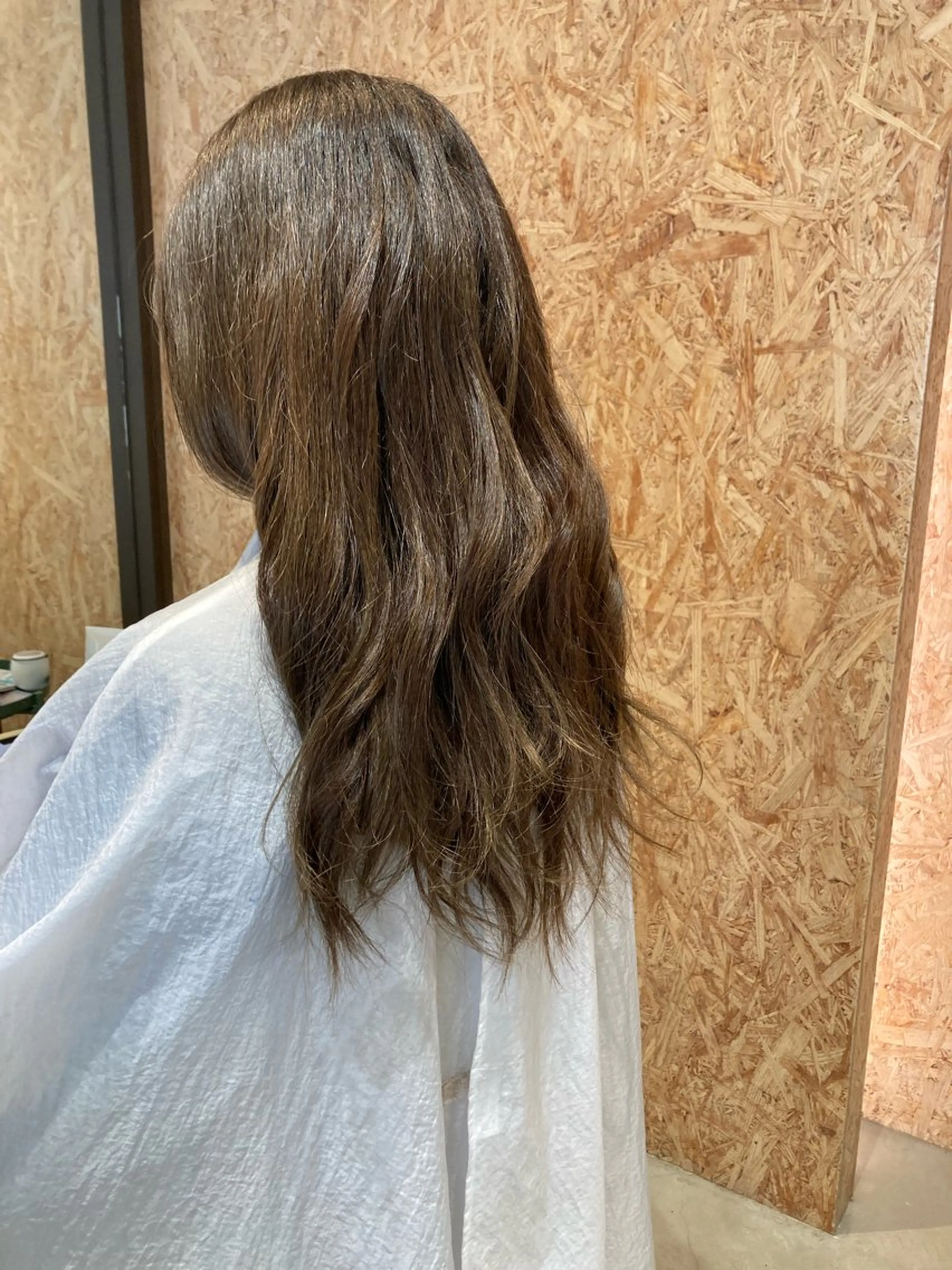 カラー ヘアカラー 折本 沙織のヘアスタイル