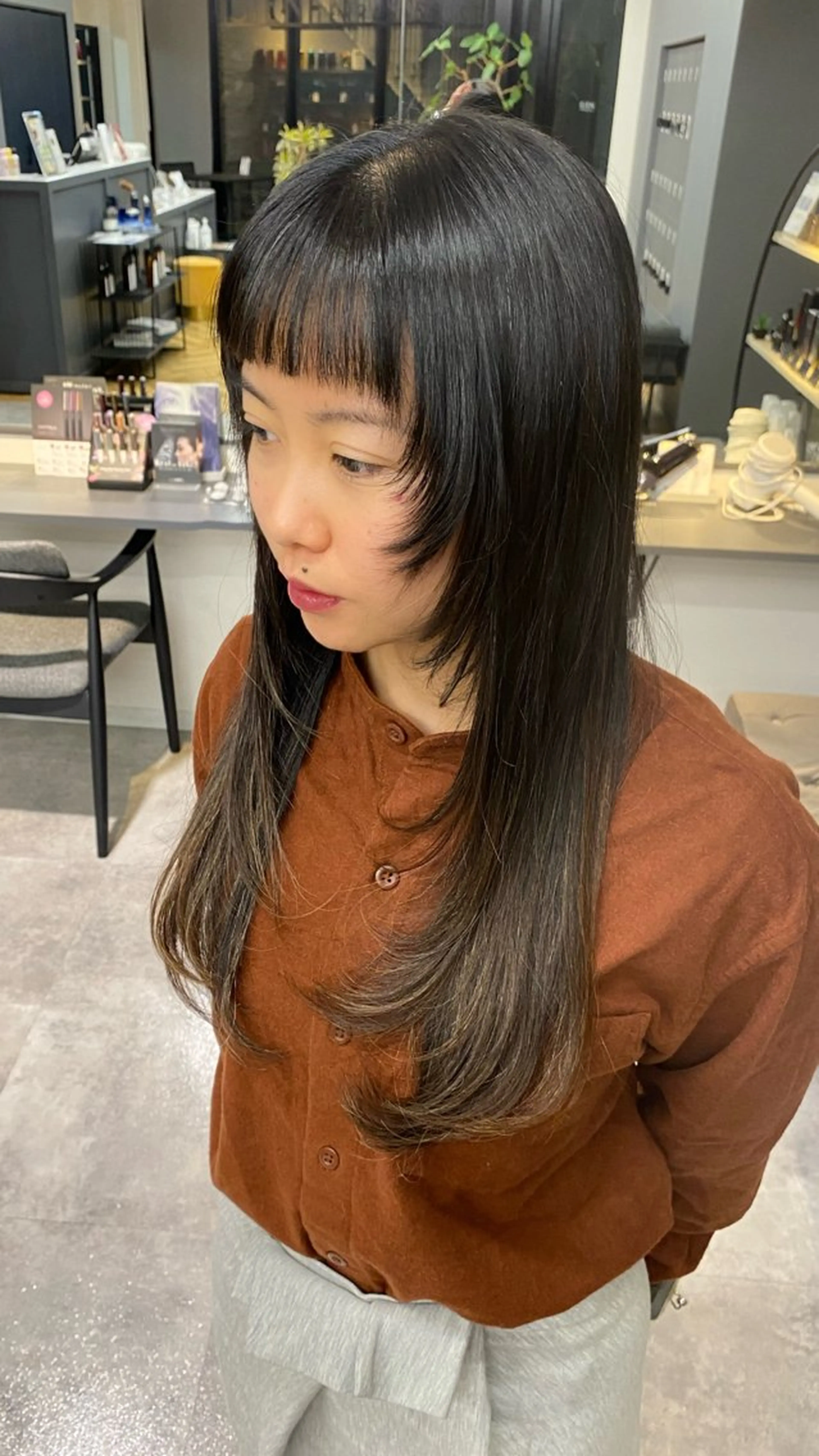 ロング 重里 瑠花のヘアスタイル