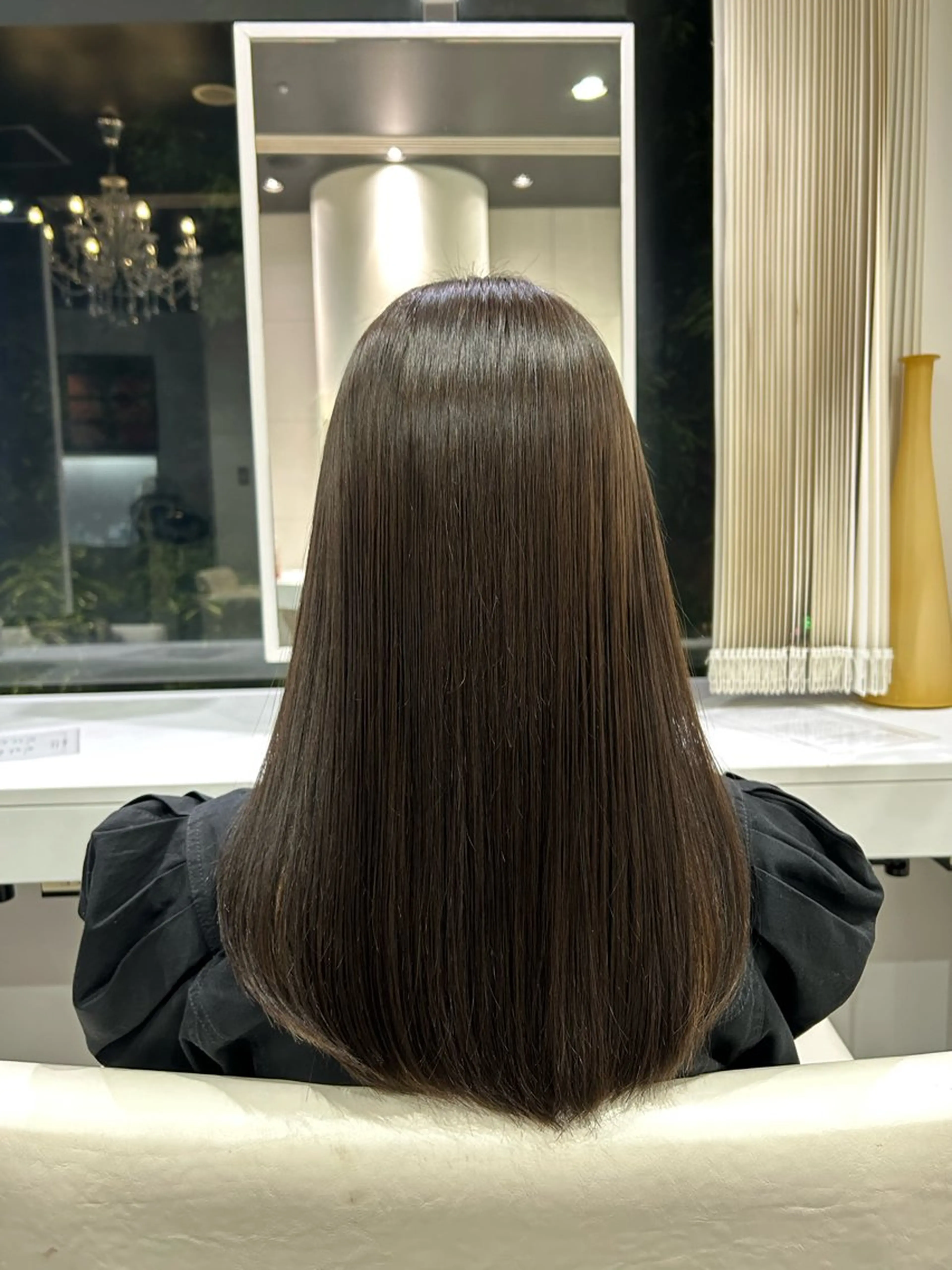 ロング 掛川 愛菜のヘアスタイル