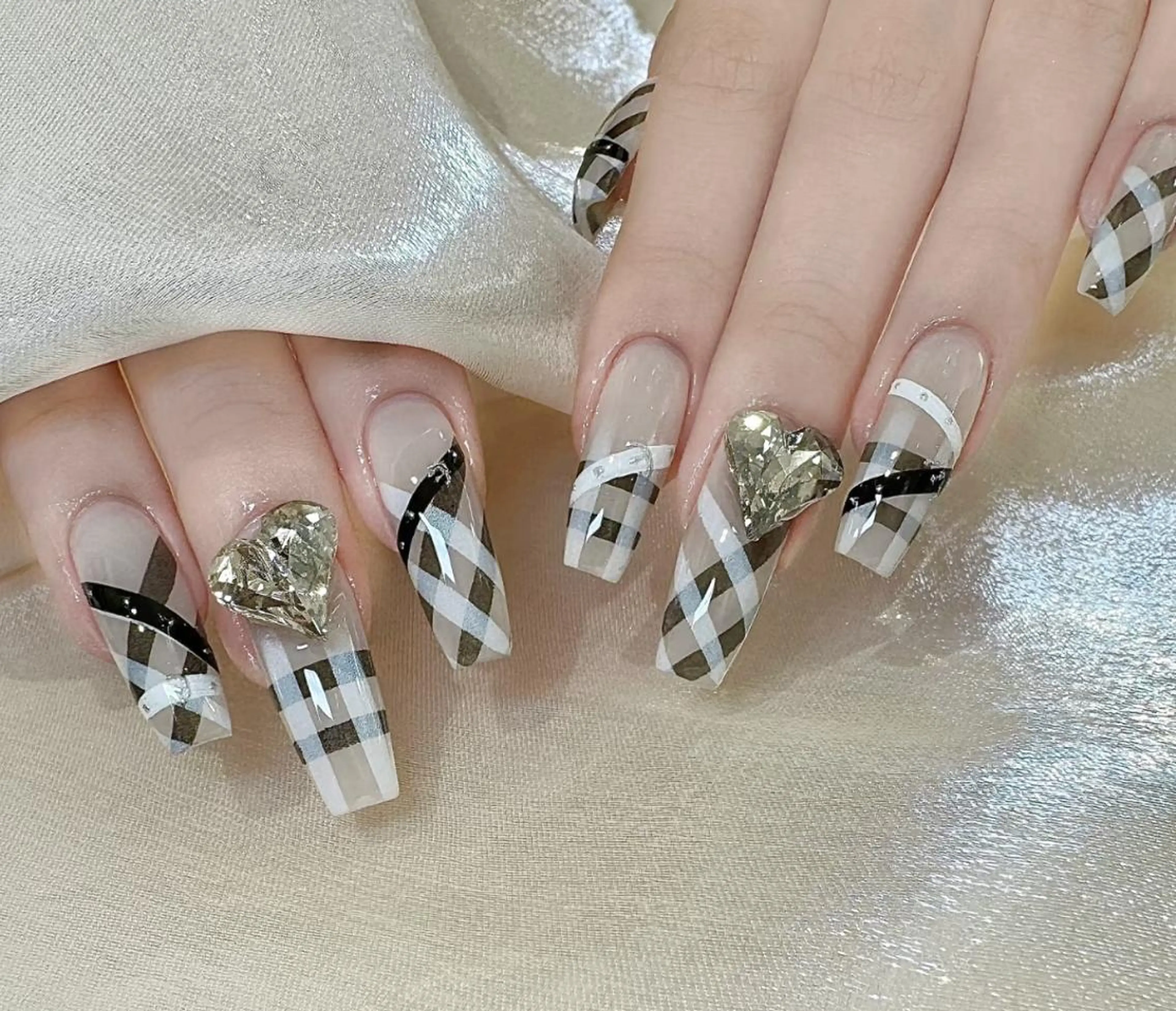 マツエク・マツパ ハンドネイル エリ🫧 nail池袋東口のネイルデザイン