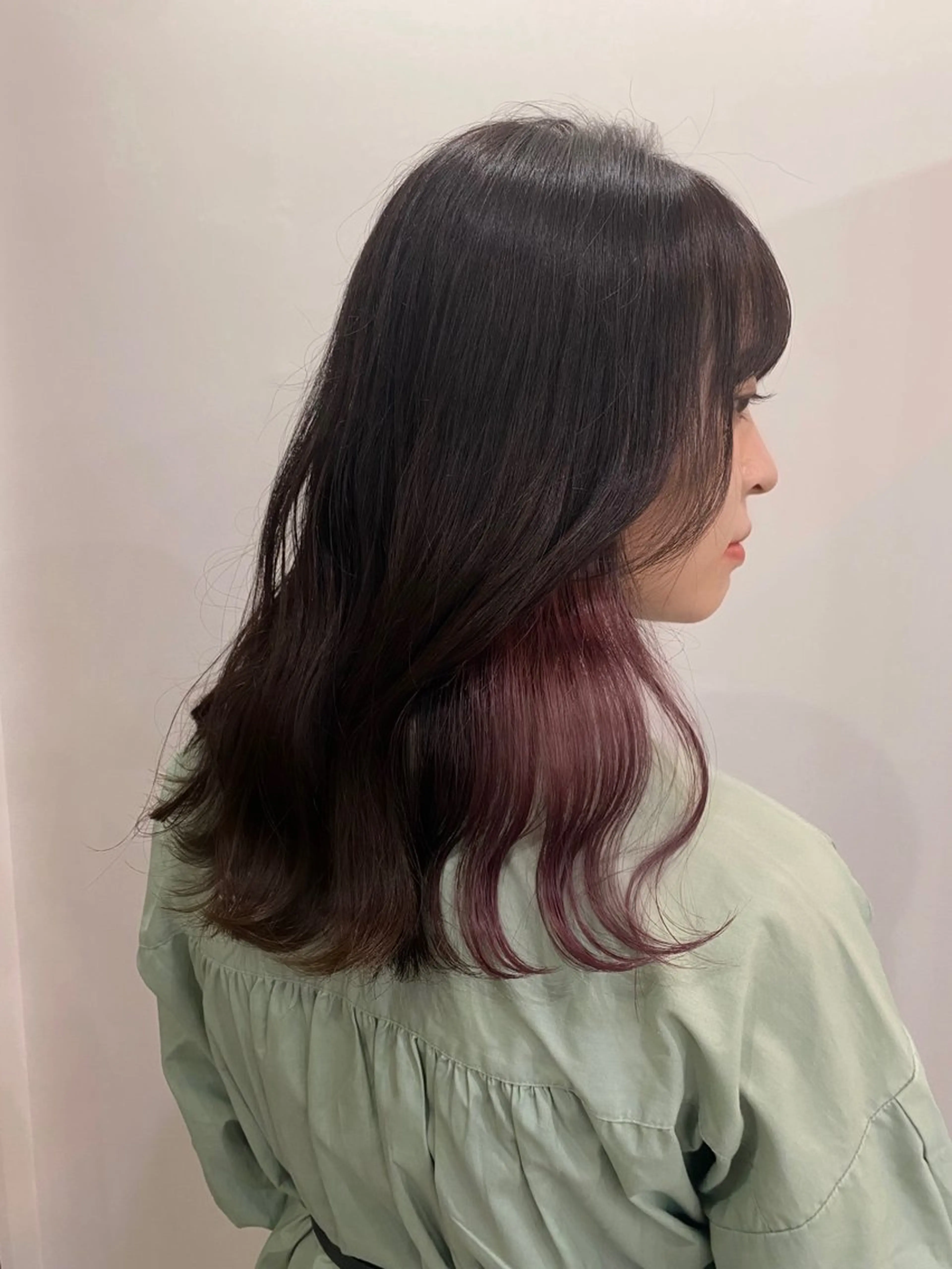 ミディアム センターパート/ニ ュアンスパーマのヘアスタイル