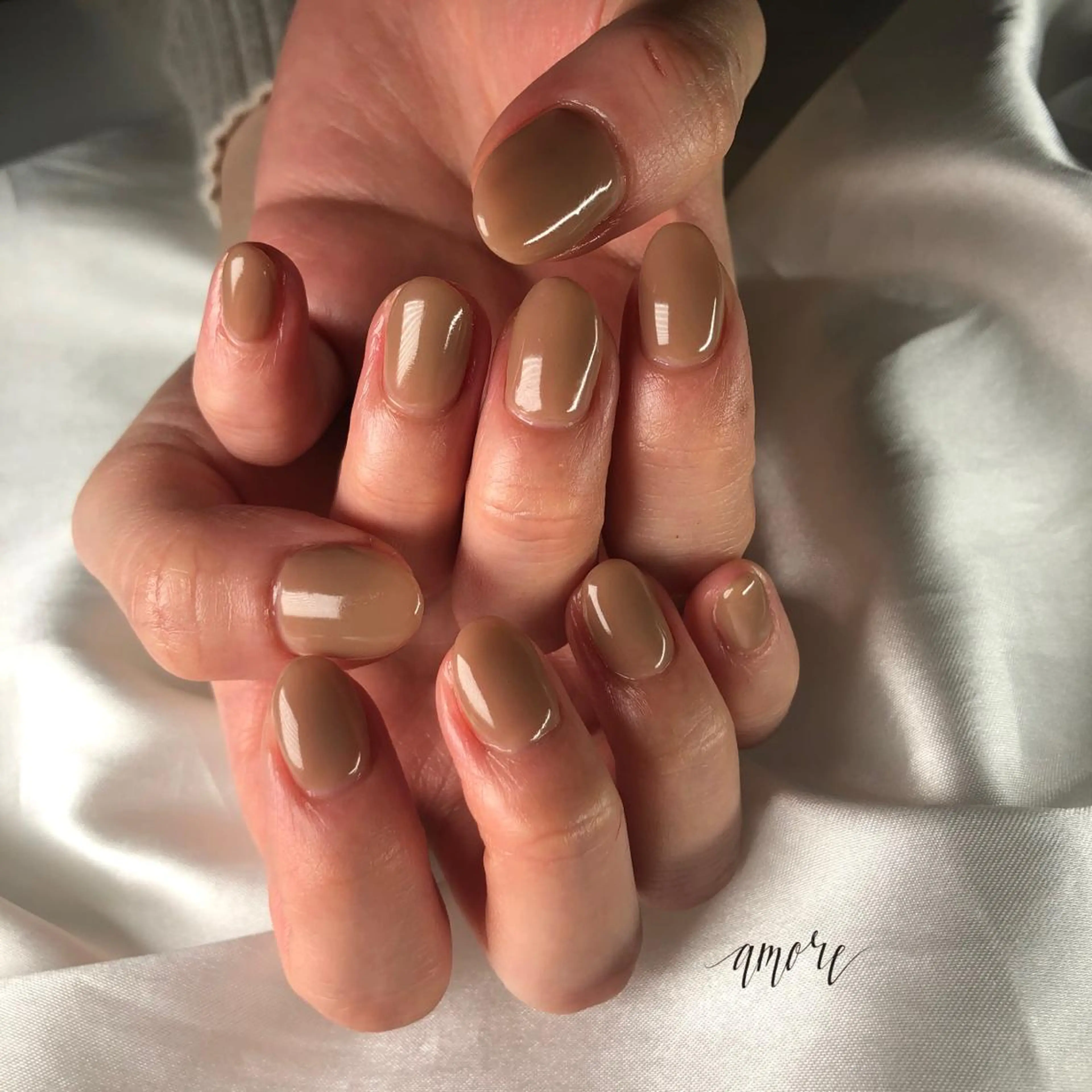 ネイル ジェルネイル 氷ネイル・うるうるネイル キラキラネイル マグネットネイル ミラーネイル You kyehwaのネイルデザイン